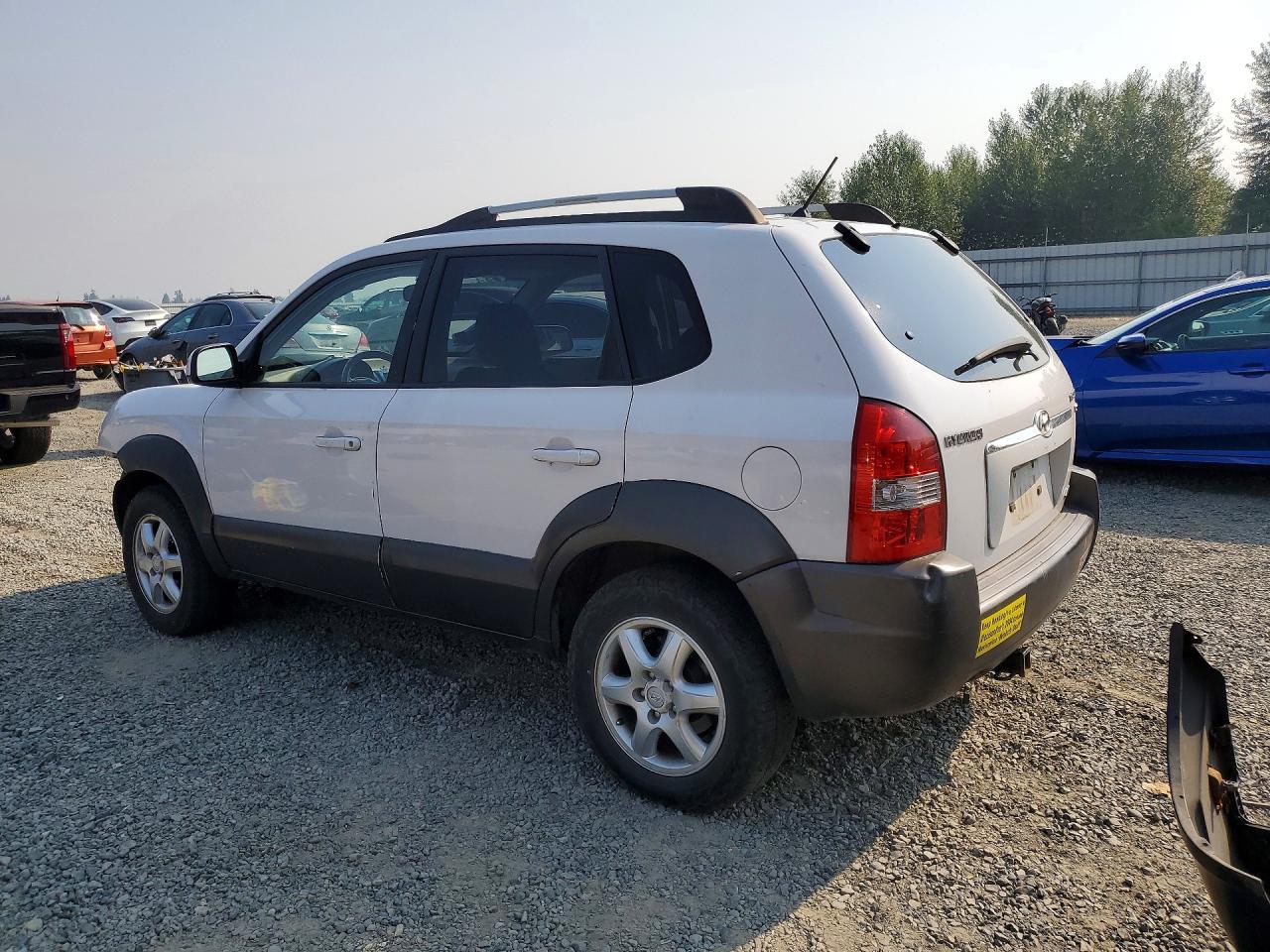2005 Hyundai Tucson Gls White vin: KM8JN72D25U083375