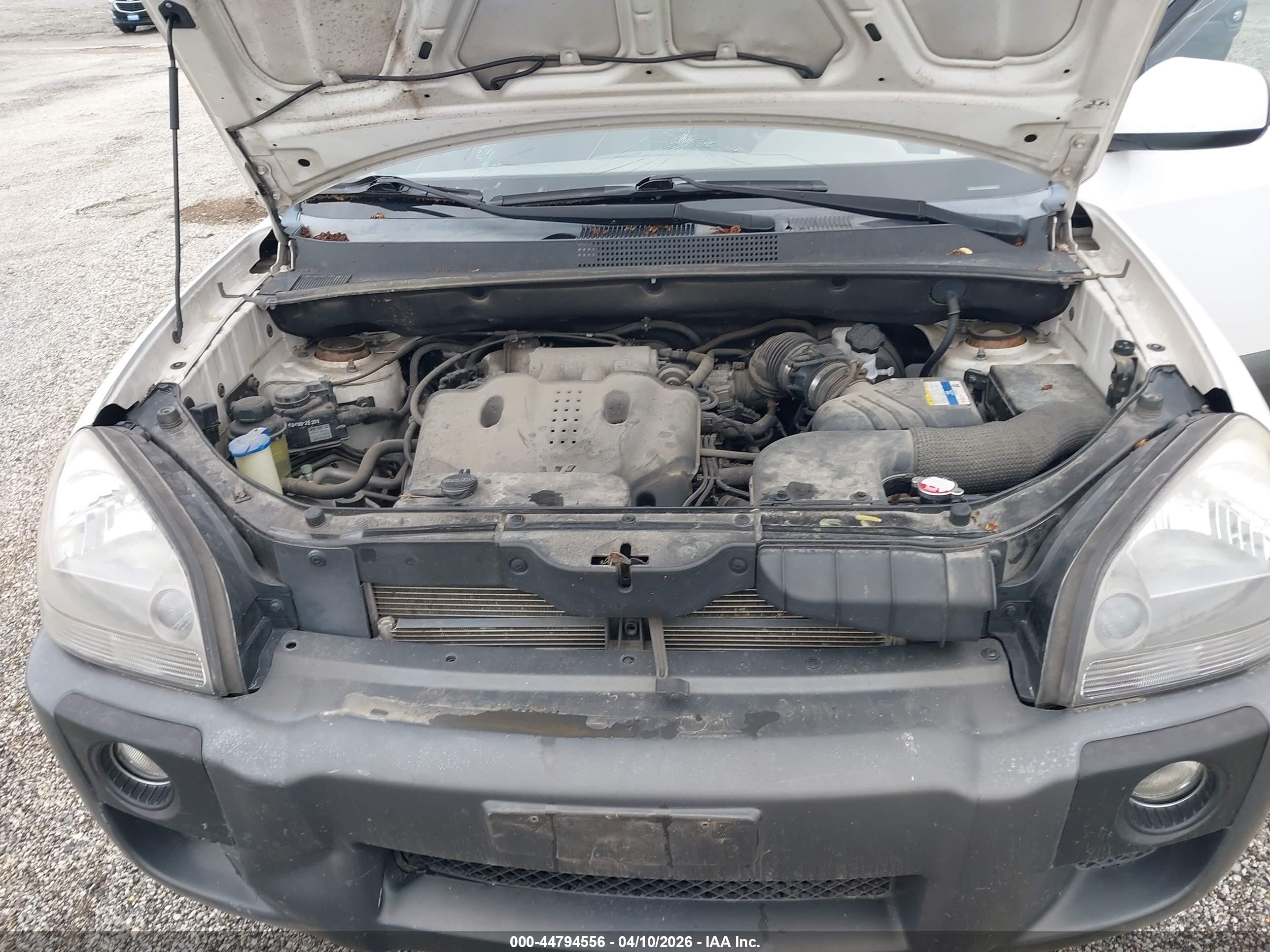 2008 Hyundai Tucson Limited V6/se White vin: KM8JN72D68U855851