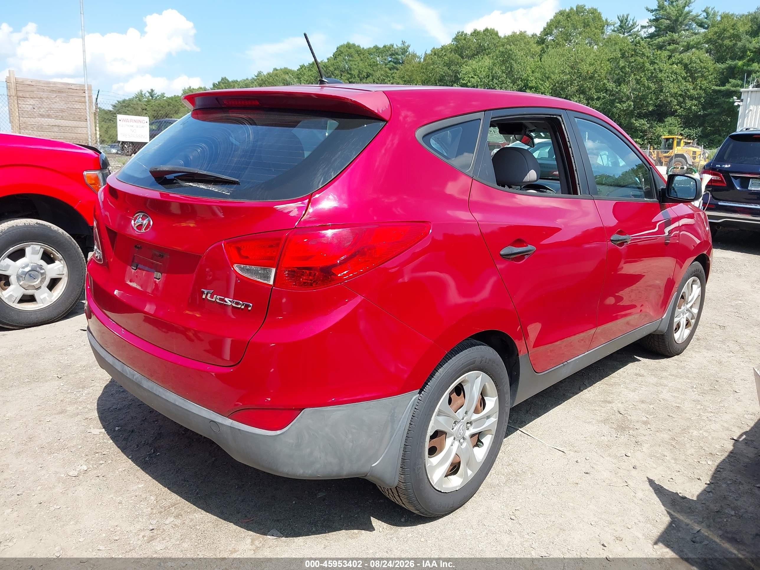 2011 Hyundai Tucson Gl Красный vin: KM8JT3AB0BU199569
