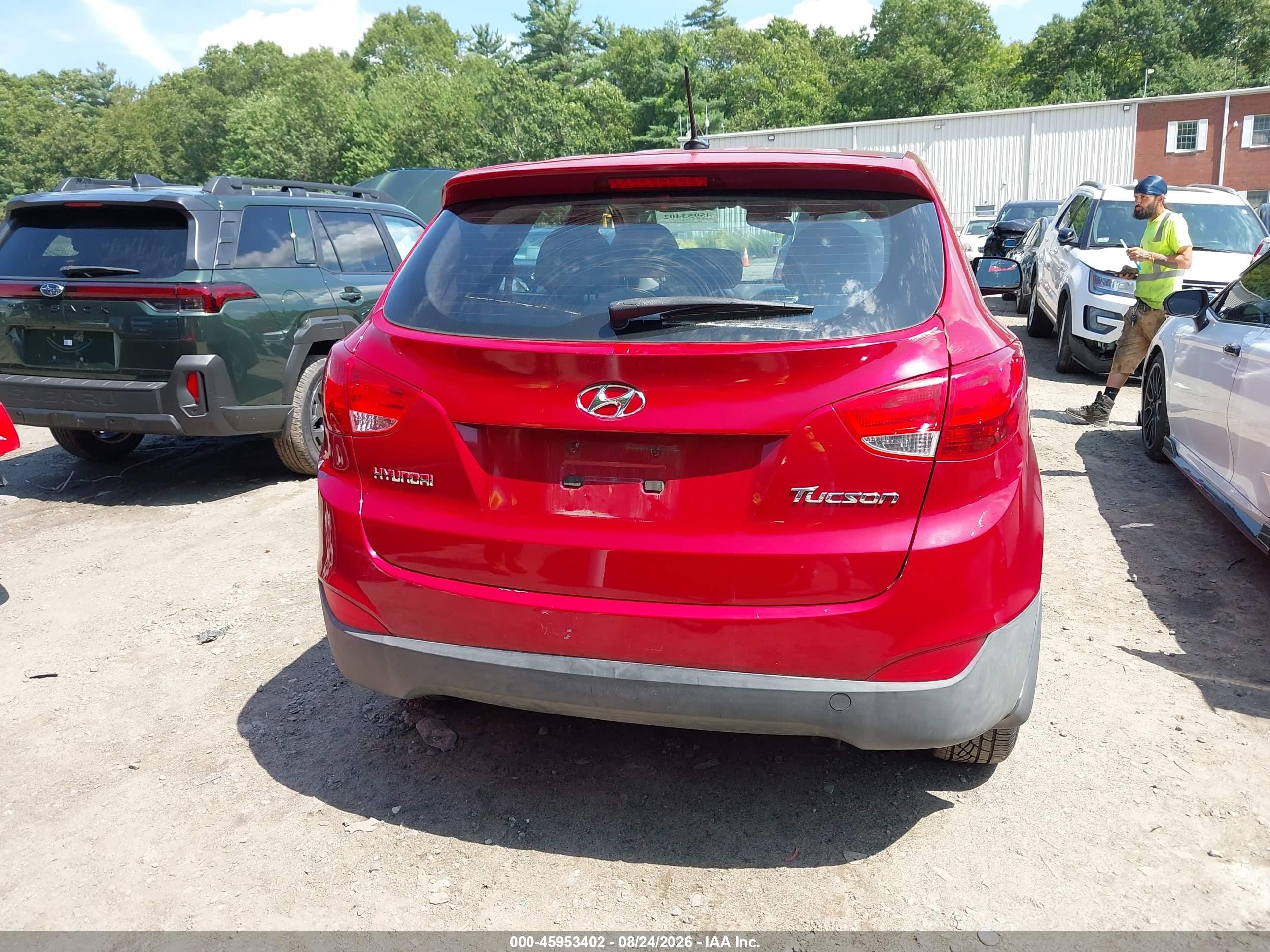 2011 Hyundai Tucson Gl Красный vin: KM8JT3AB0BU199569