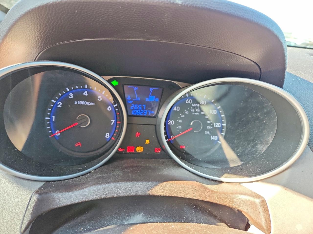 2012 Hyundai Tucson Gl Red vin: KM8JT3AB1CU521783