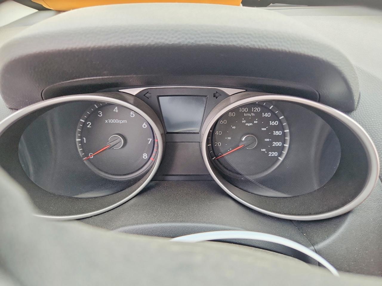 2013 Hyundai Tucson Gl White vin: KM8JT3AB1DU602252