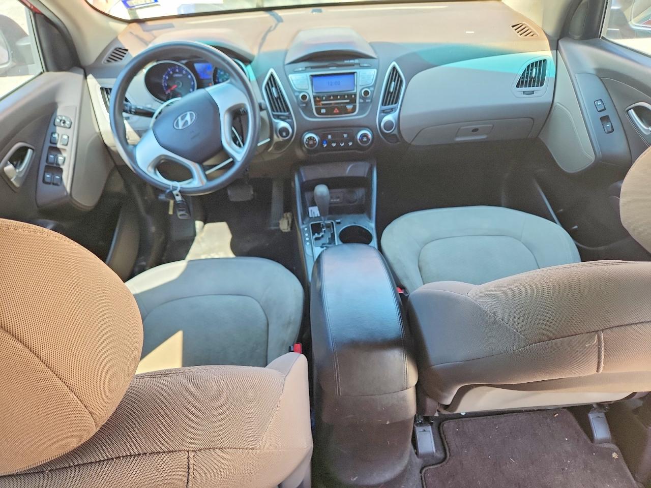 2012 Hyundai Tucson Gl Red vin: KM8JT3AB2CU392744
