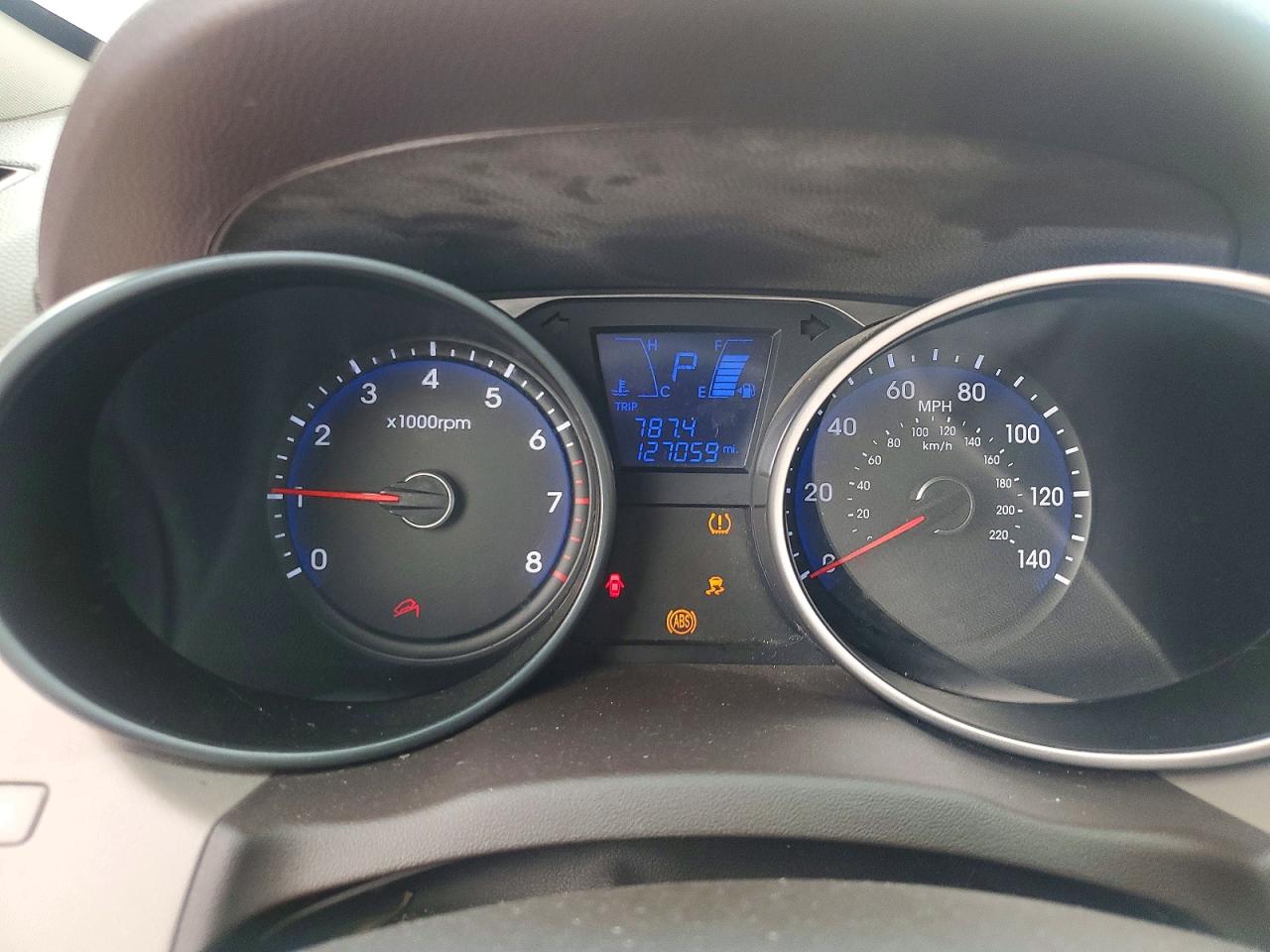 2012 Hyundai Tucson Gl Red vin: KM8JT3AB2CU392744