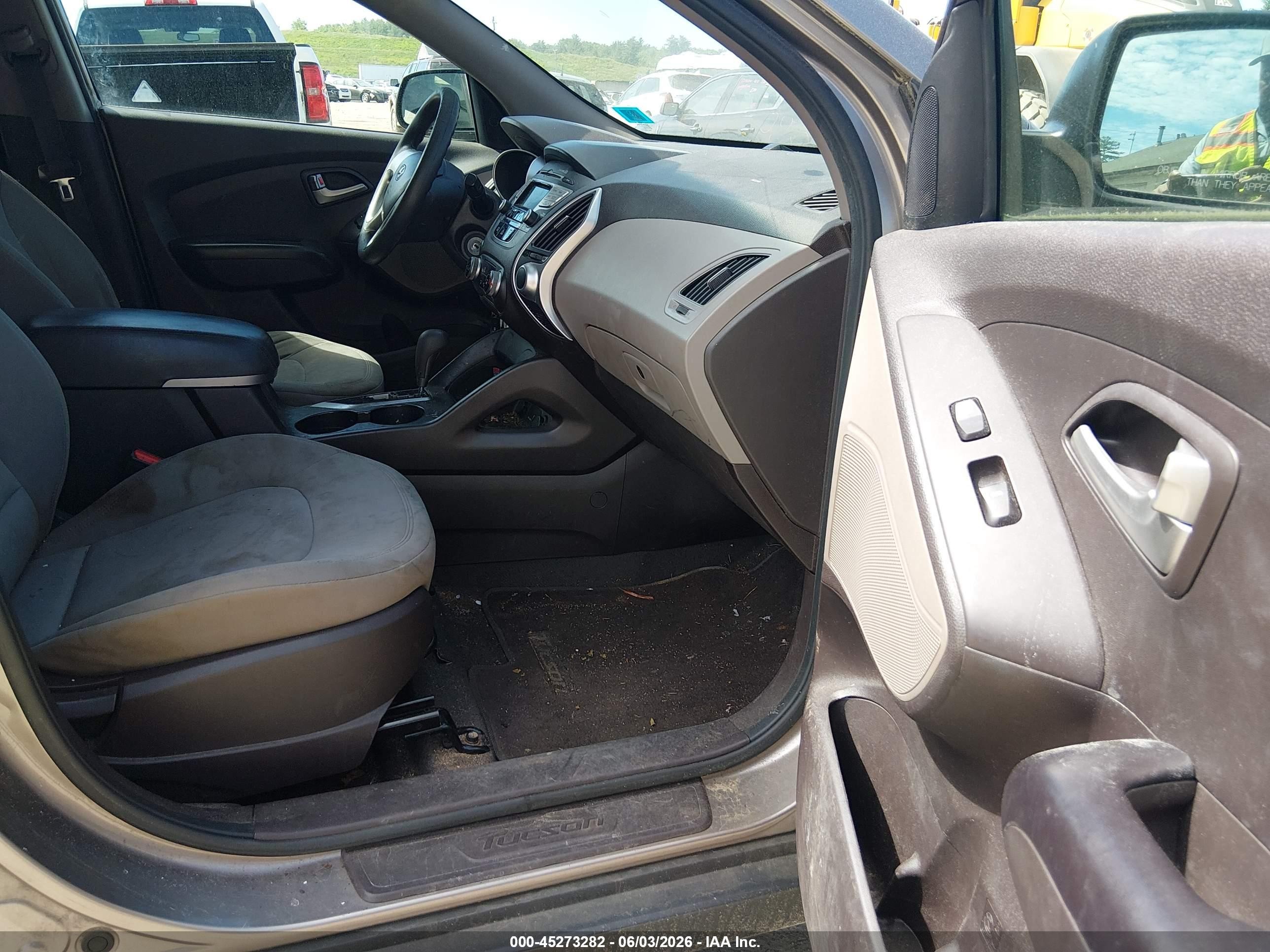2012 Hyundai Tucson Gl Серый vin: KM8JT3AB2CU503289