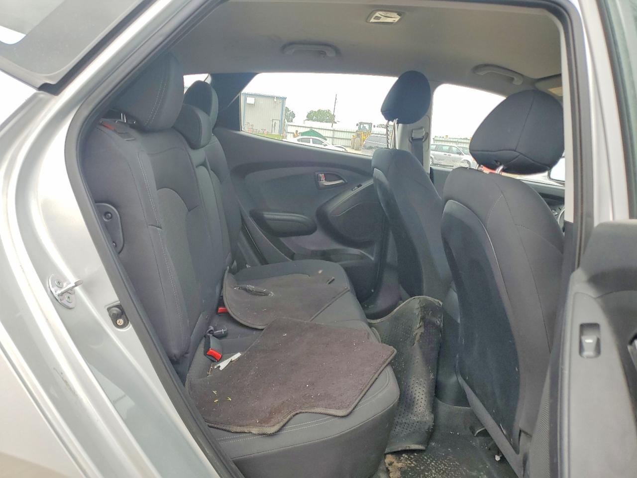 2011 Hyundai Tucson Gl Silver vin: KM8JT3AB3BU160152