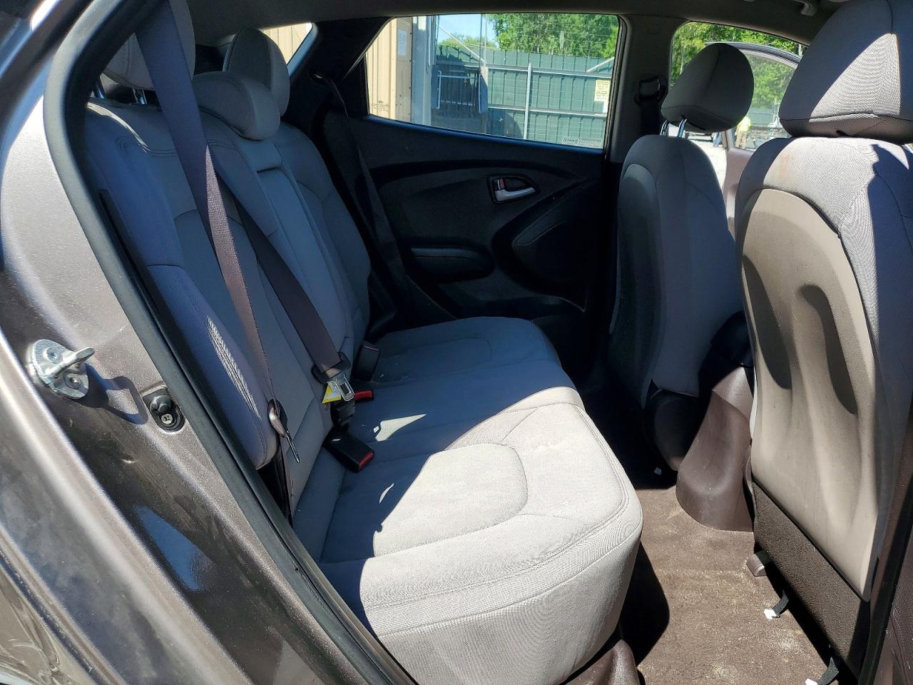 2011 Hyundai Tucson Gl Gold vin: KM8JT3AB3BU221175