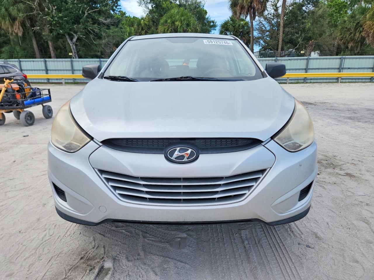 2011 Hyundai Tucson Gl Серебряный vin: KM8JT3AB3BU285247
