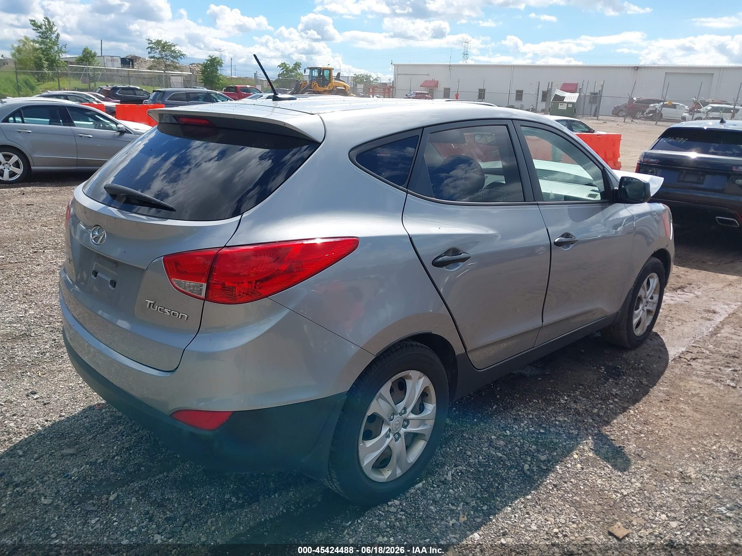 2012 Hyundai Tucson Gl Серебряный vin: KM8JT3AB3CU402701