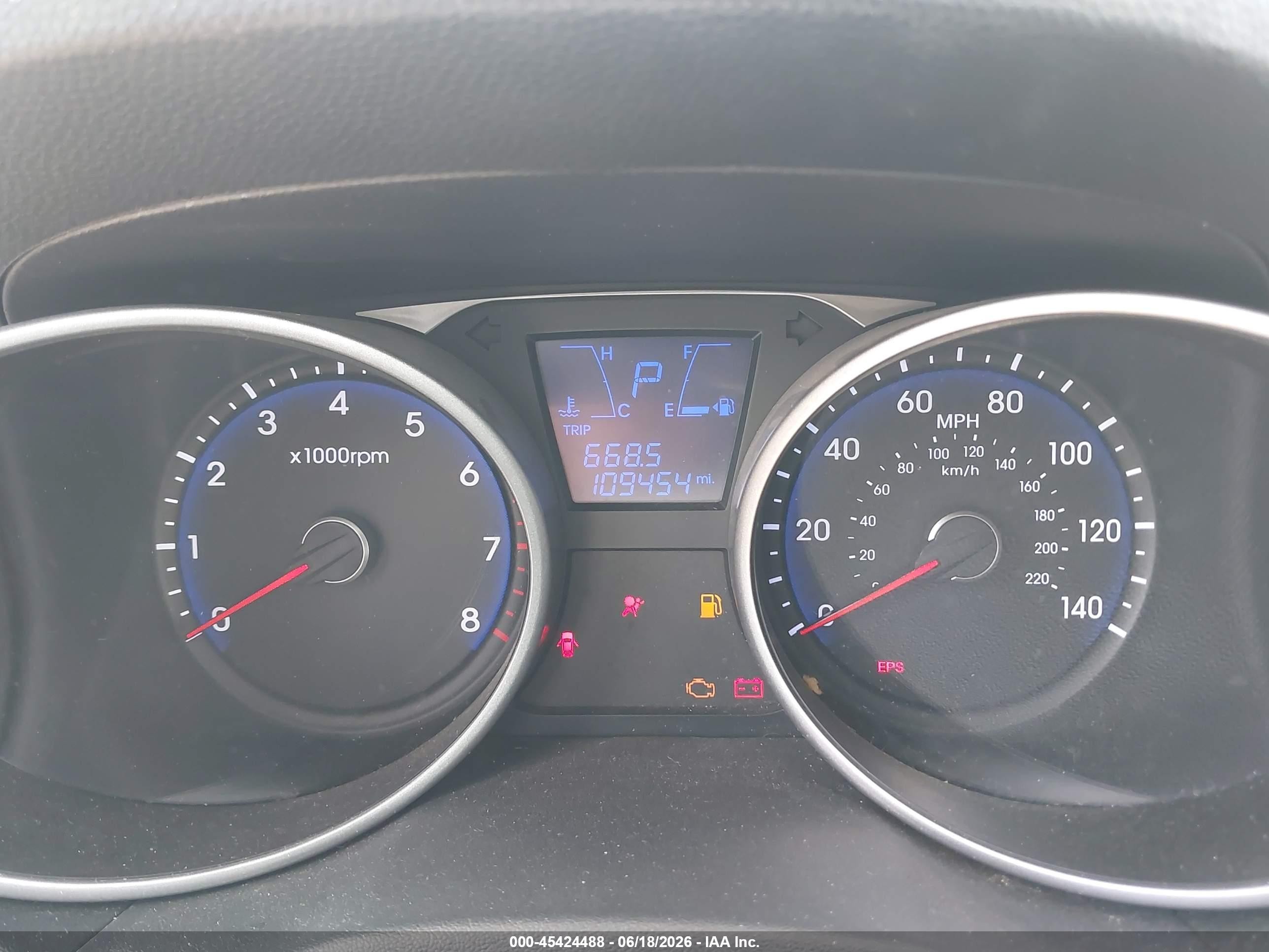 2012 Hyundai Tucson Gl Серебряный vin: KM8JT3AB3CU402701