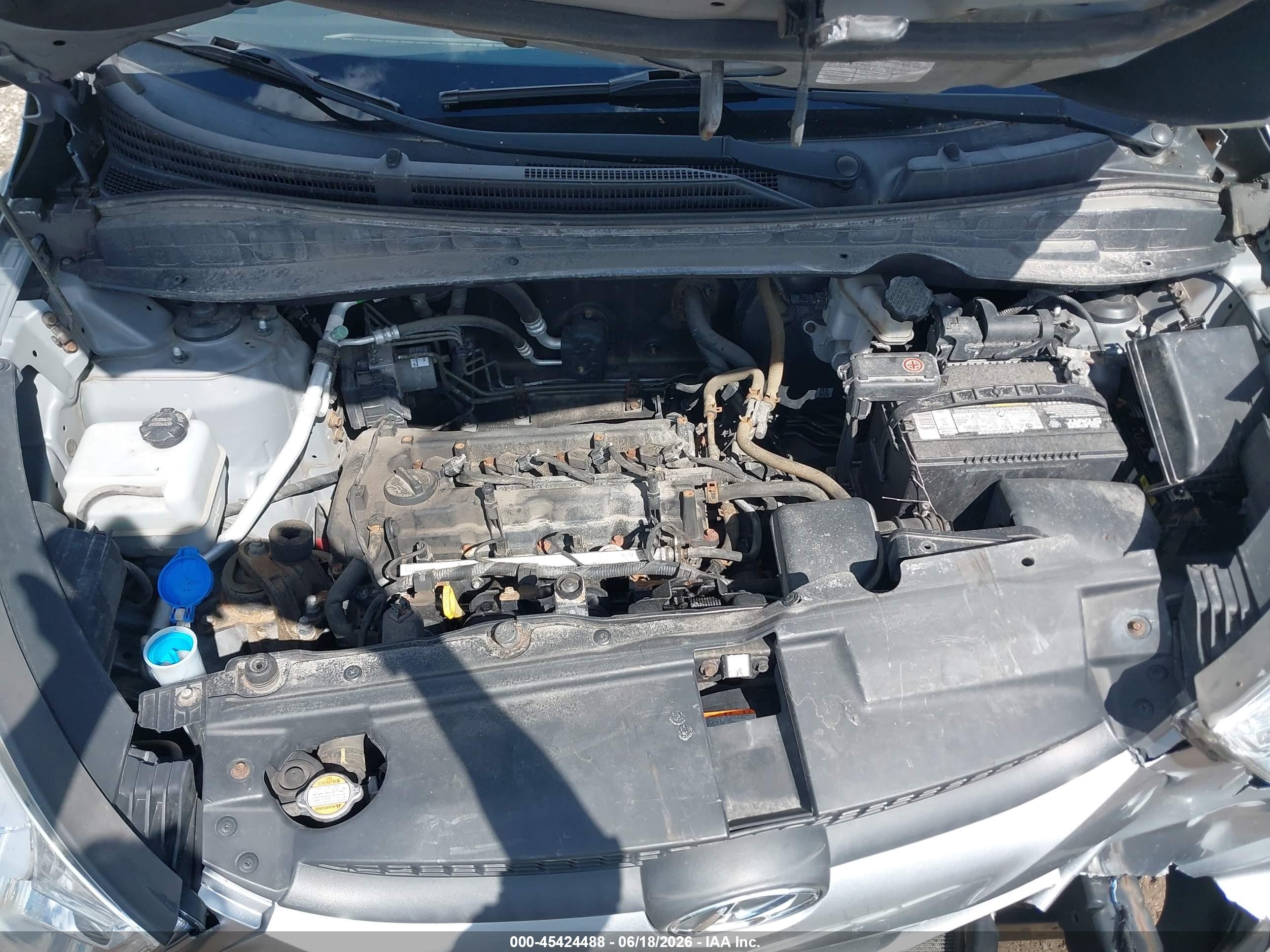 2012 Hyundai Tucson Gl Серебряный vin: KM8JT3AB3CU402701