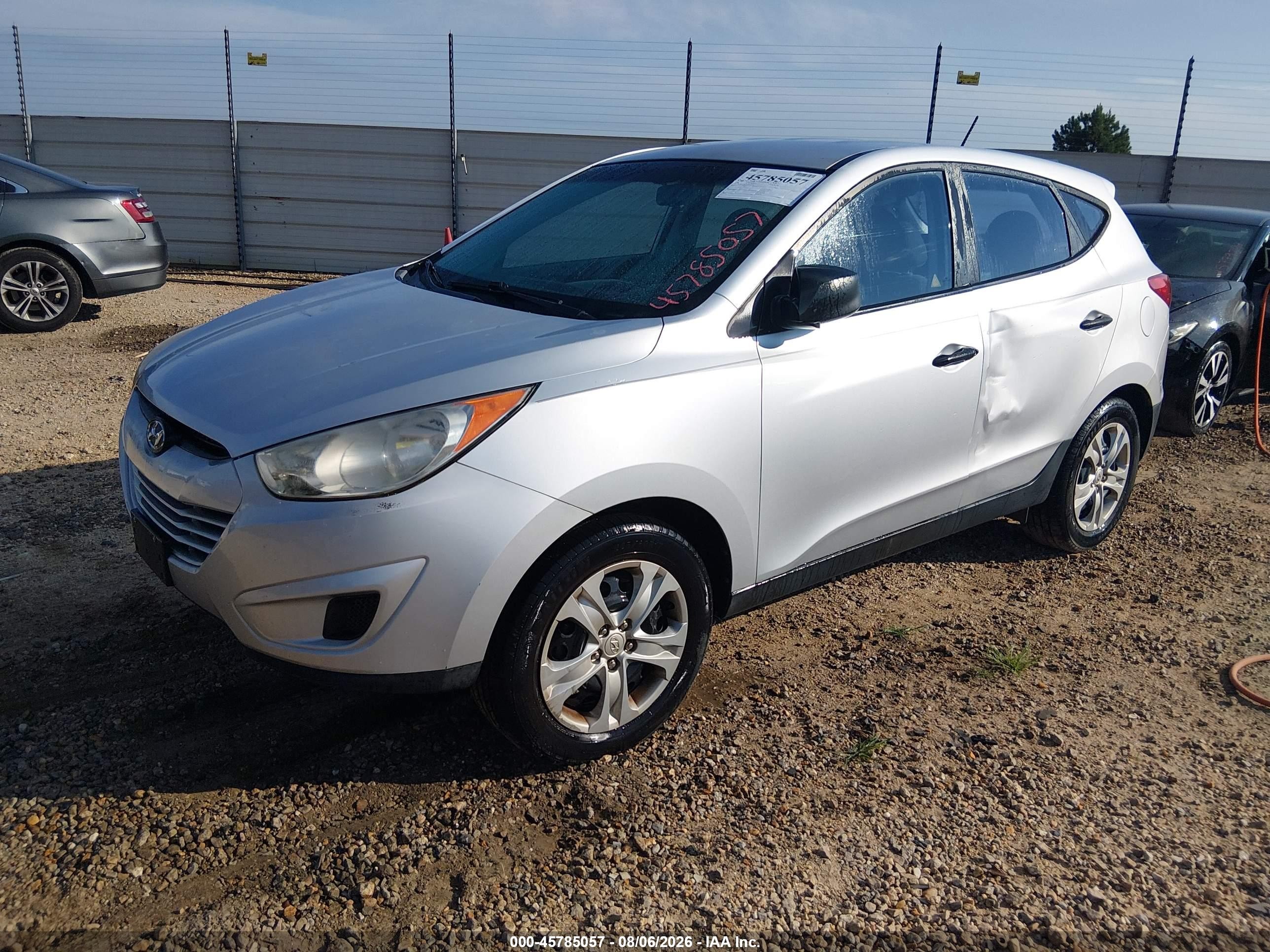 2011 Hyundai Tucson Gl Silver vin: KM8JT3AB4BU119920