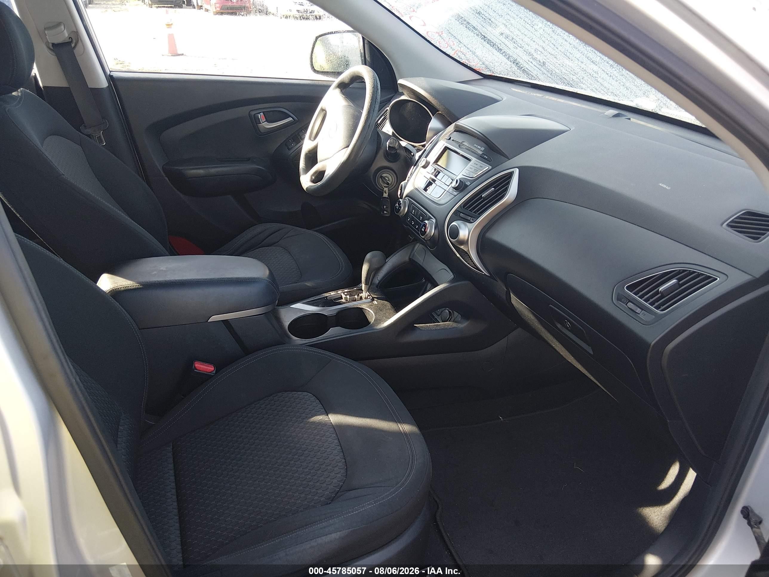 2011 Hyundai Tucson Gl Silver vin: KM8JT3AB4BU119920