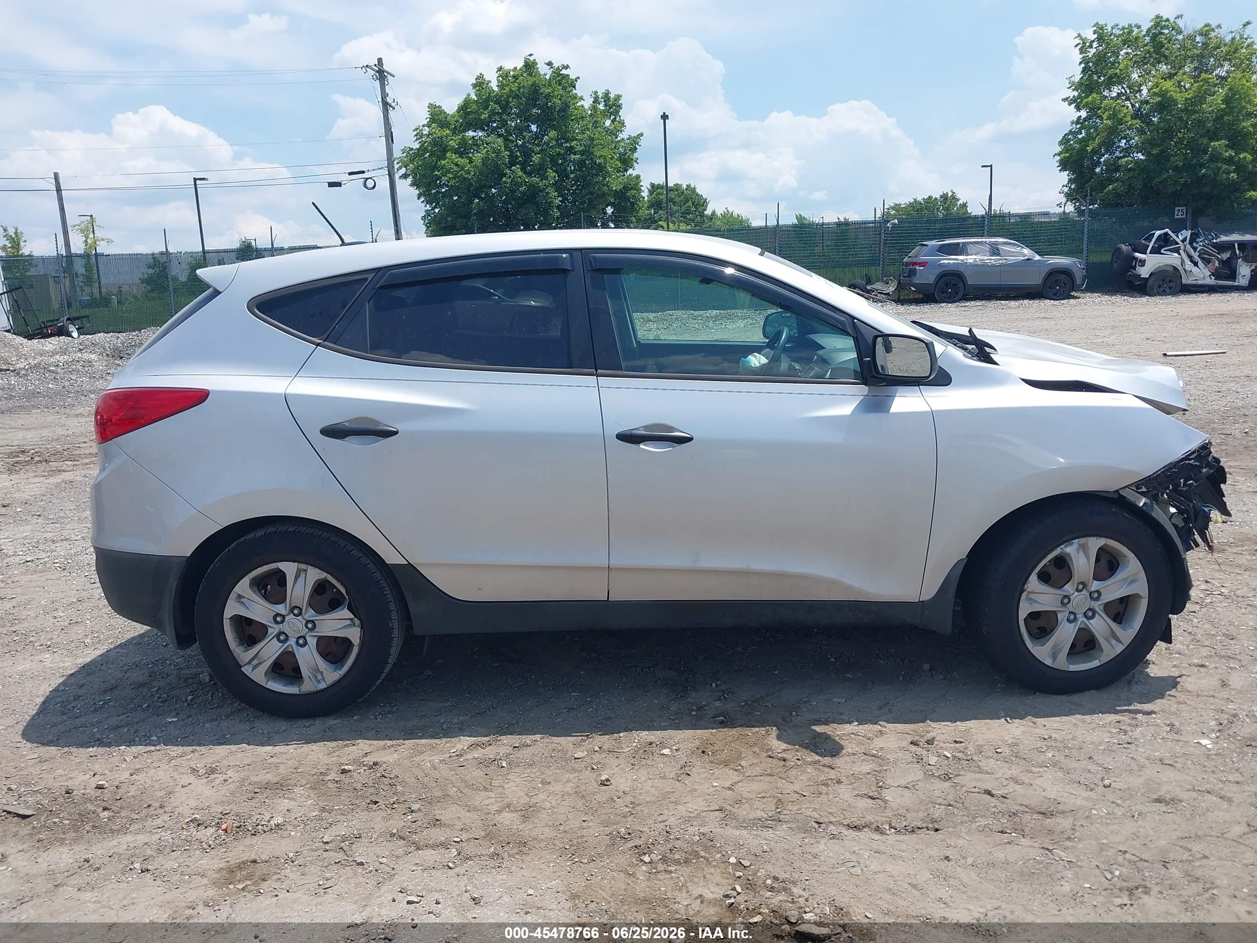 2012 Hyundai Tucson Gl Silver vin: KM8JT3AB4CU391336