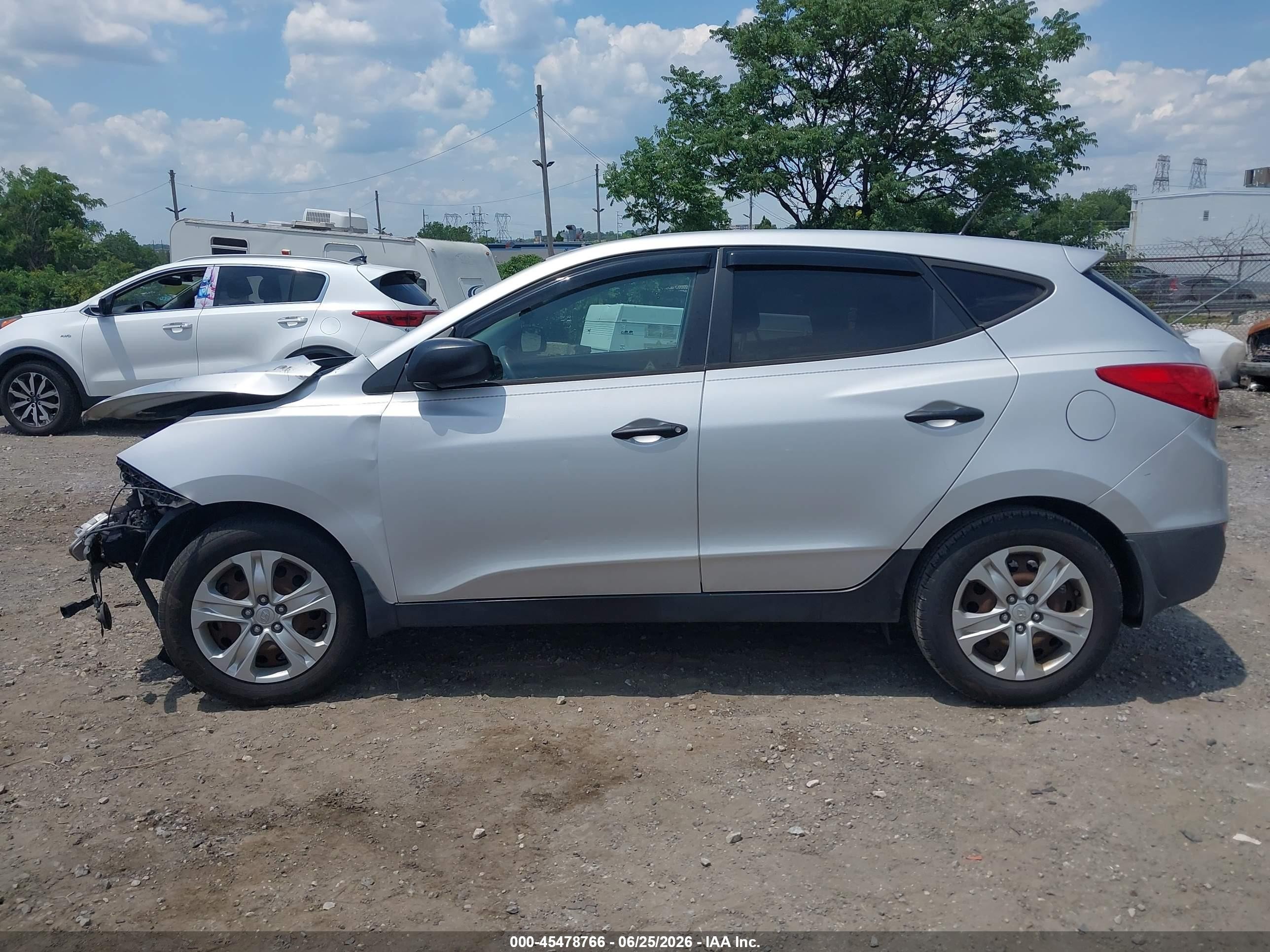 2012 Hyundai Tucson Gl Silver vin: KM8JT3AB4CU391336