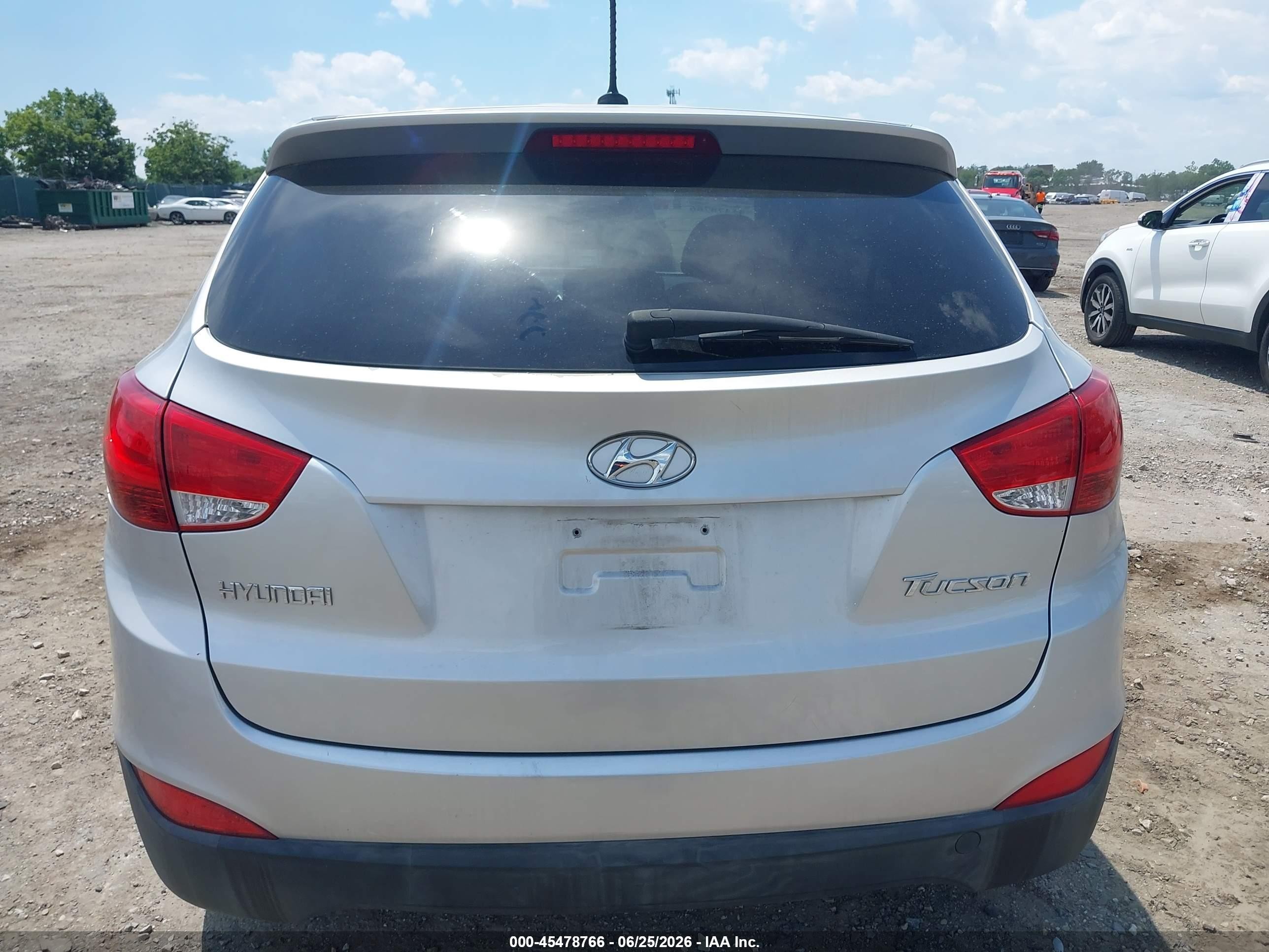 2012 Hyundai Tucson Gl Silver vin: KM8JT3AB4CU391336