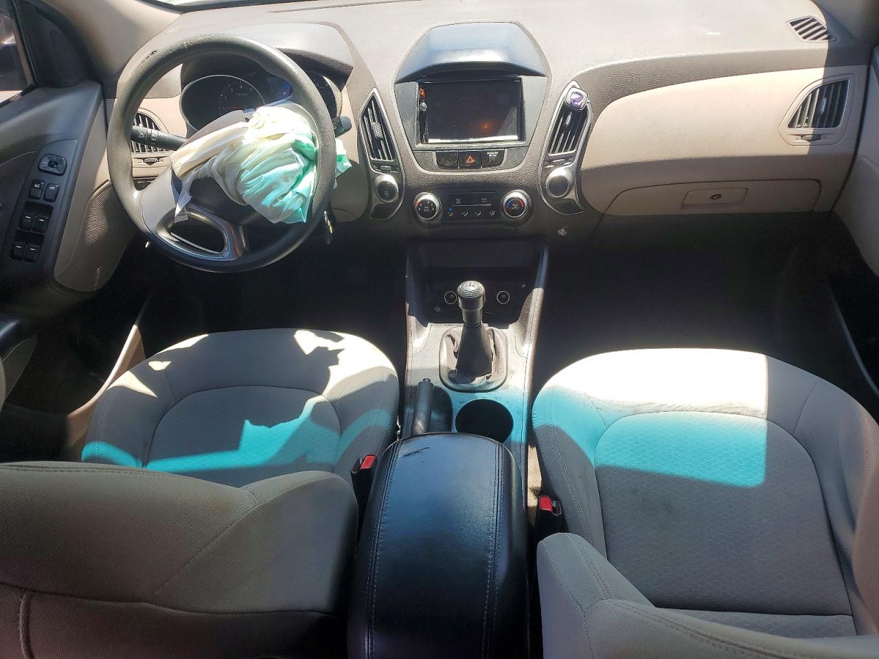 2011 Hyundai Tucson Gl Gold vin: KM8JT3AB6BU150408