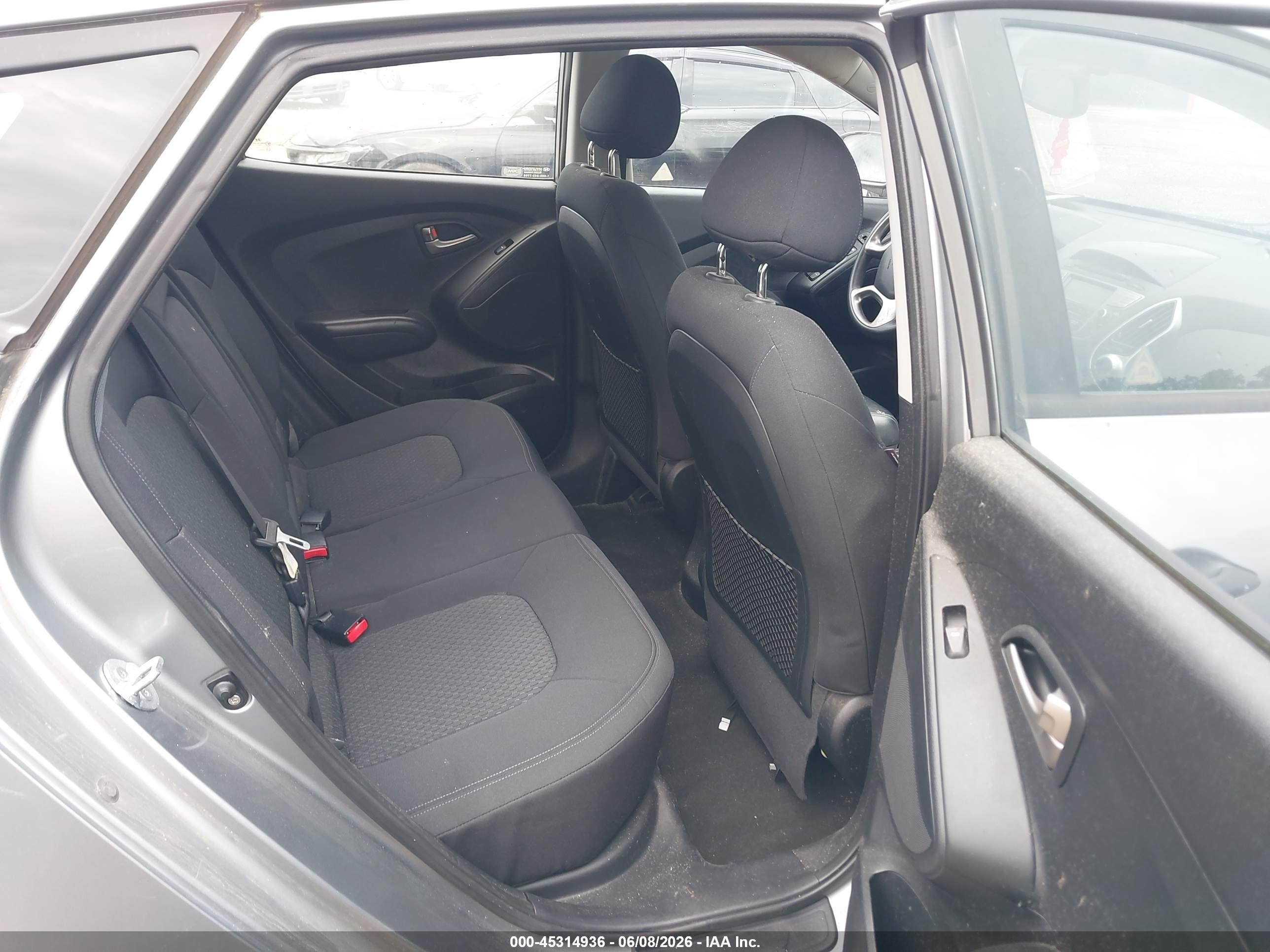 2011 Hyundai Tucson Gl Серый vin: KM8JT3AB8BU123162