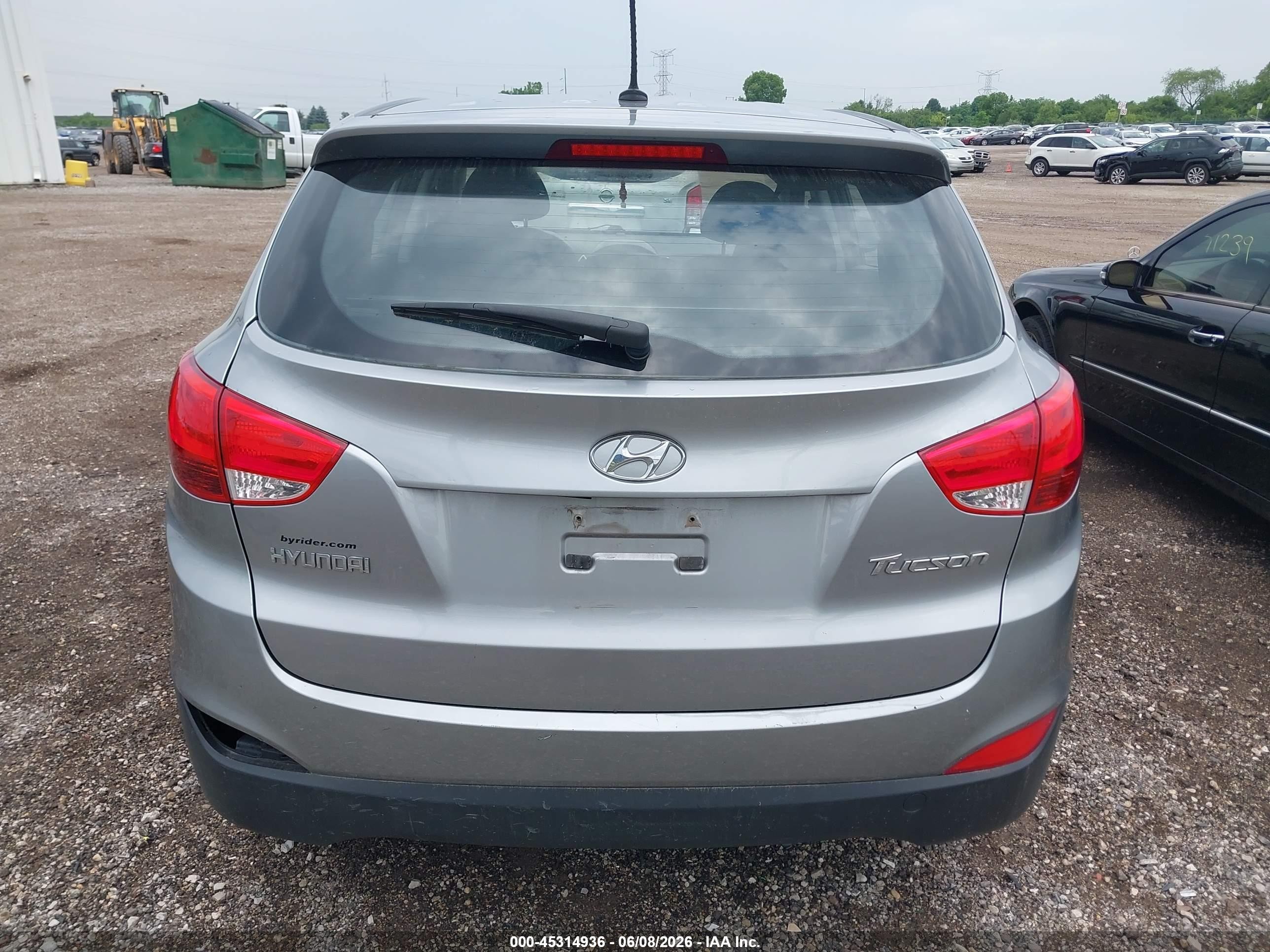 2011 Hyundai Tucson Gl Серый vin: KM8JT3AB8BU123162