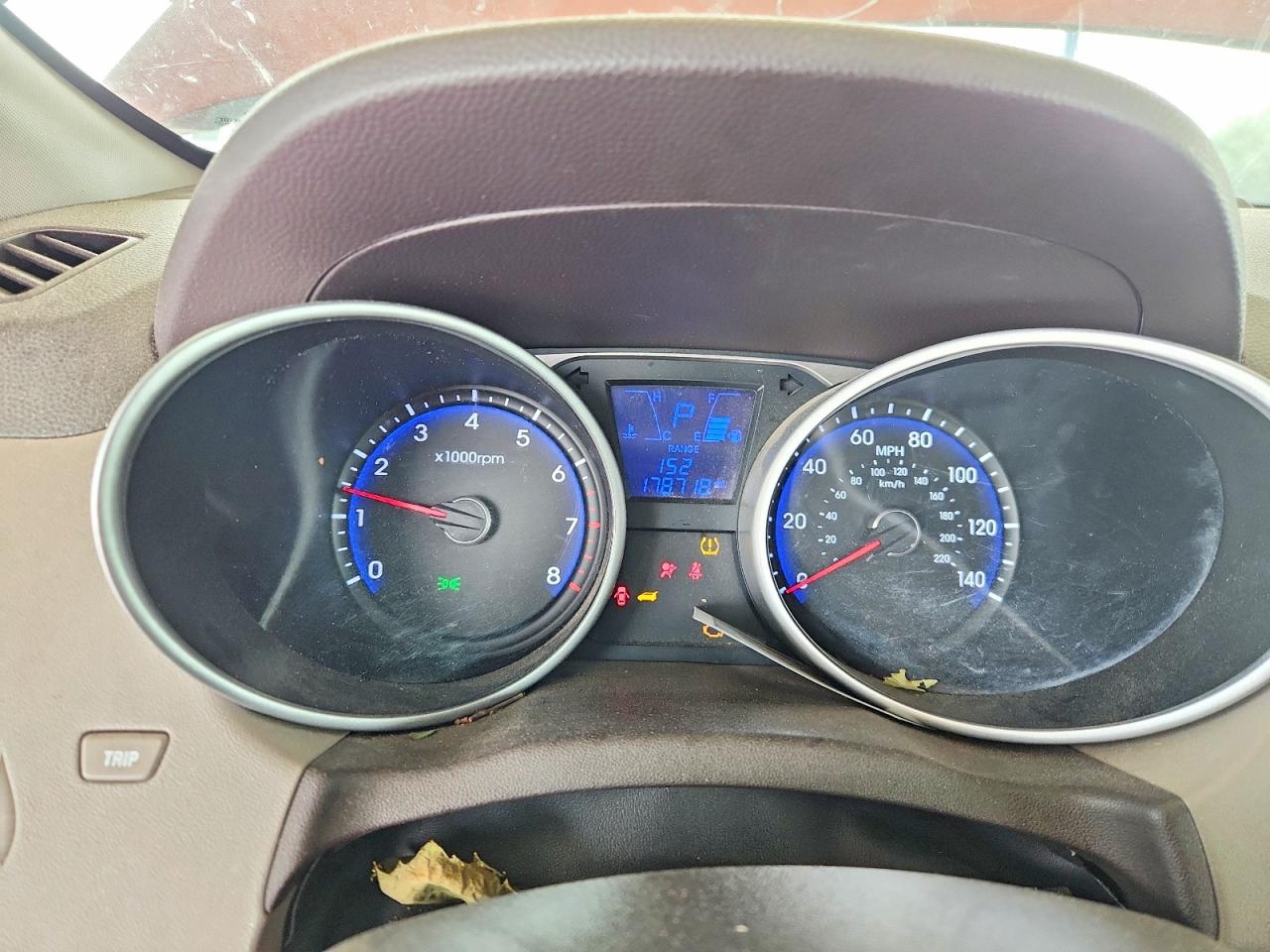 2013 Hyundai Tucson Gl Красный vin: KM8JT3AB8DU663128