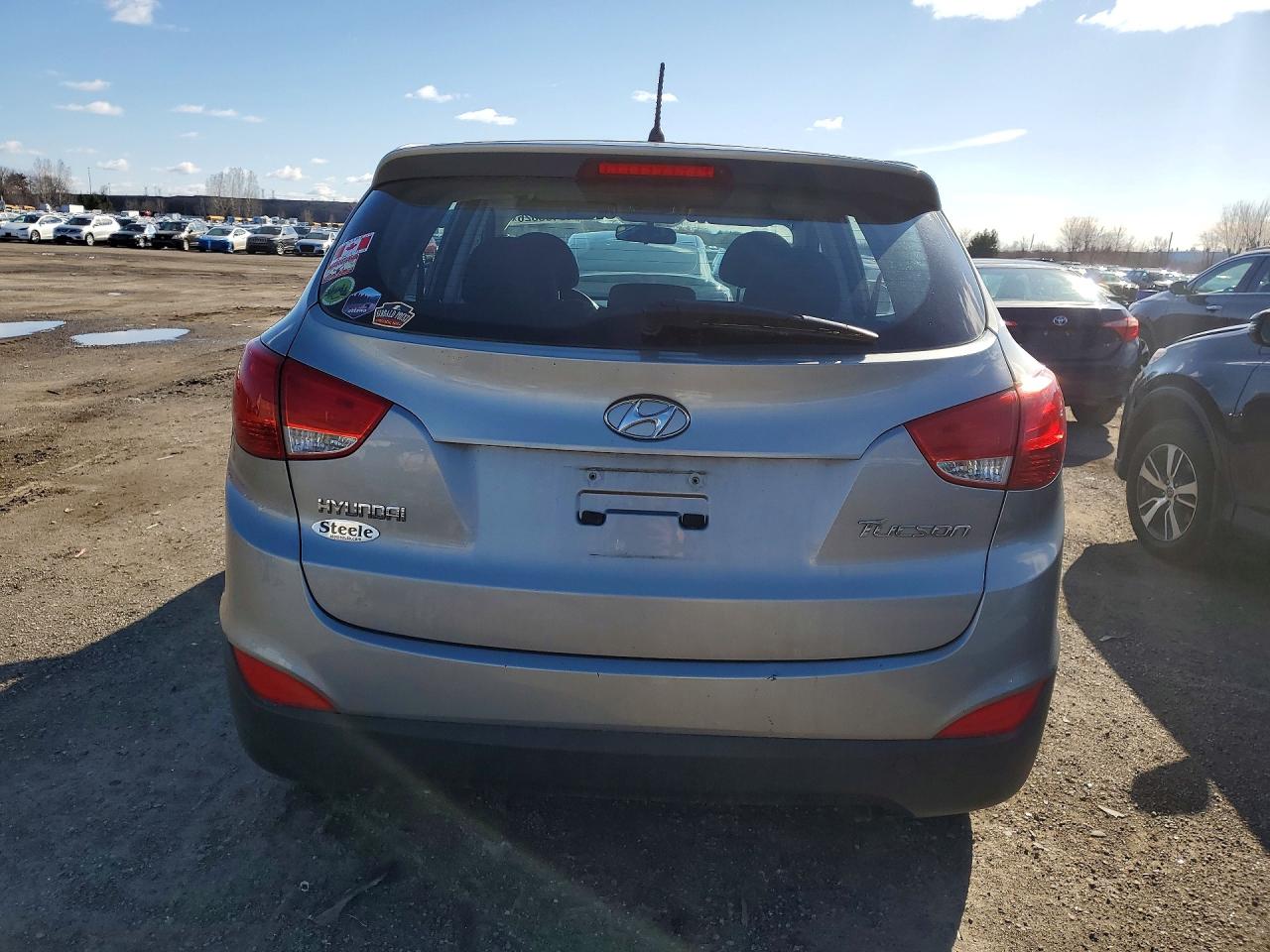 2010 Hyundai Tucson Gls Серебряный vin: KM8JT3AC0AU018817