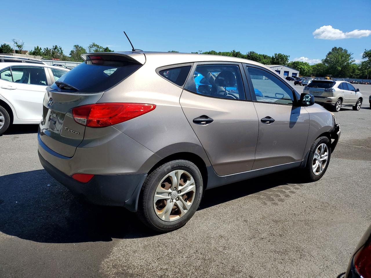 2010 Hyundai Tucson Gls Brown vin: KM8JT3AC3AU076498