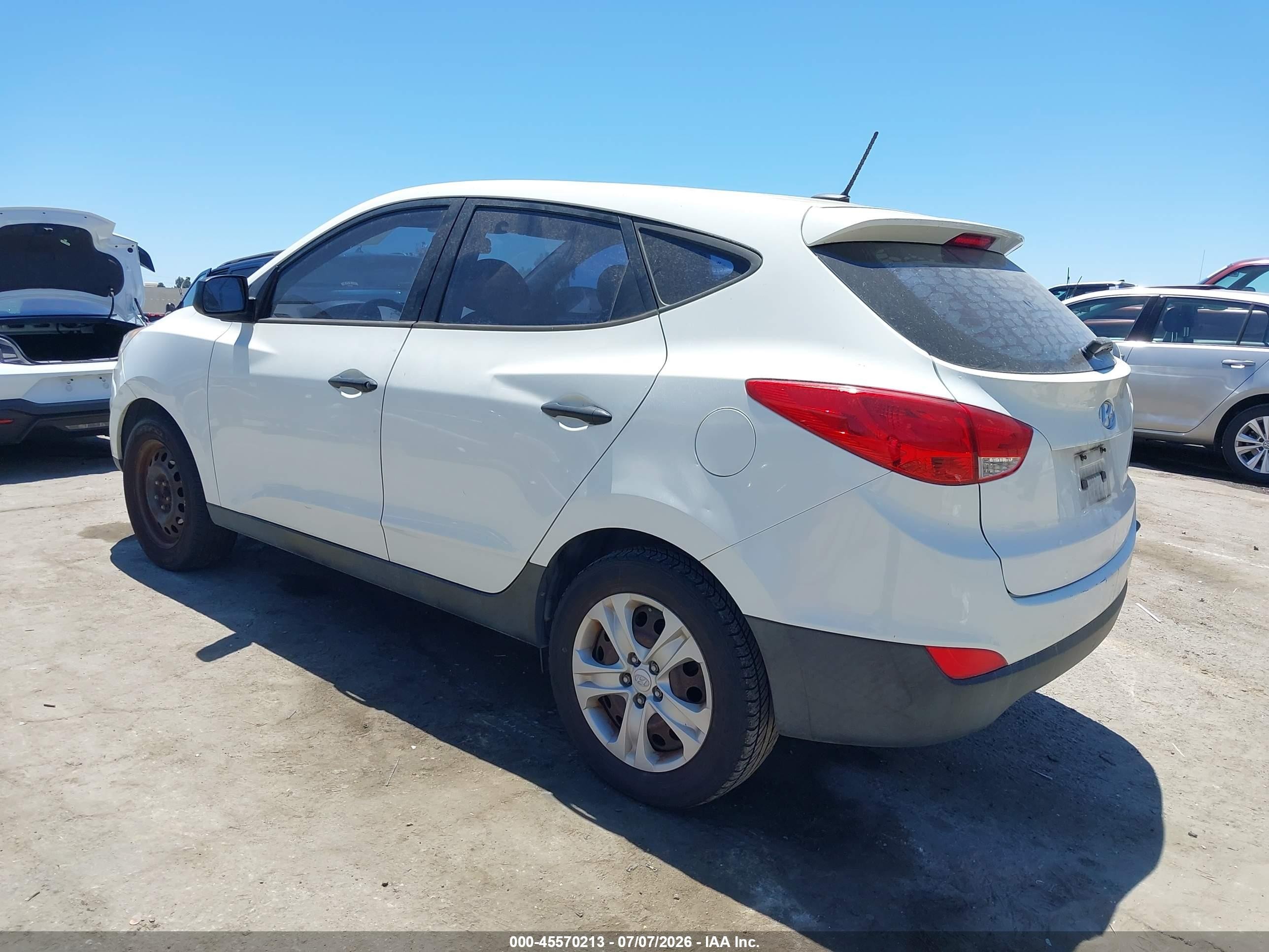 2010 Hyundai Tucson Gls White vin: KM8JT3AC3AU086867