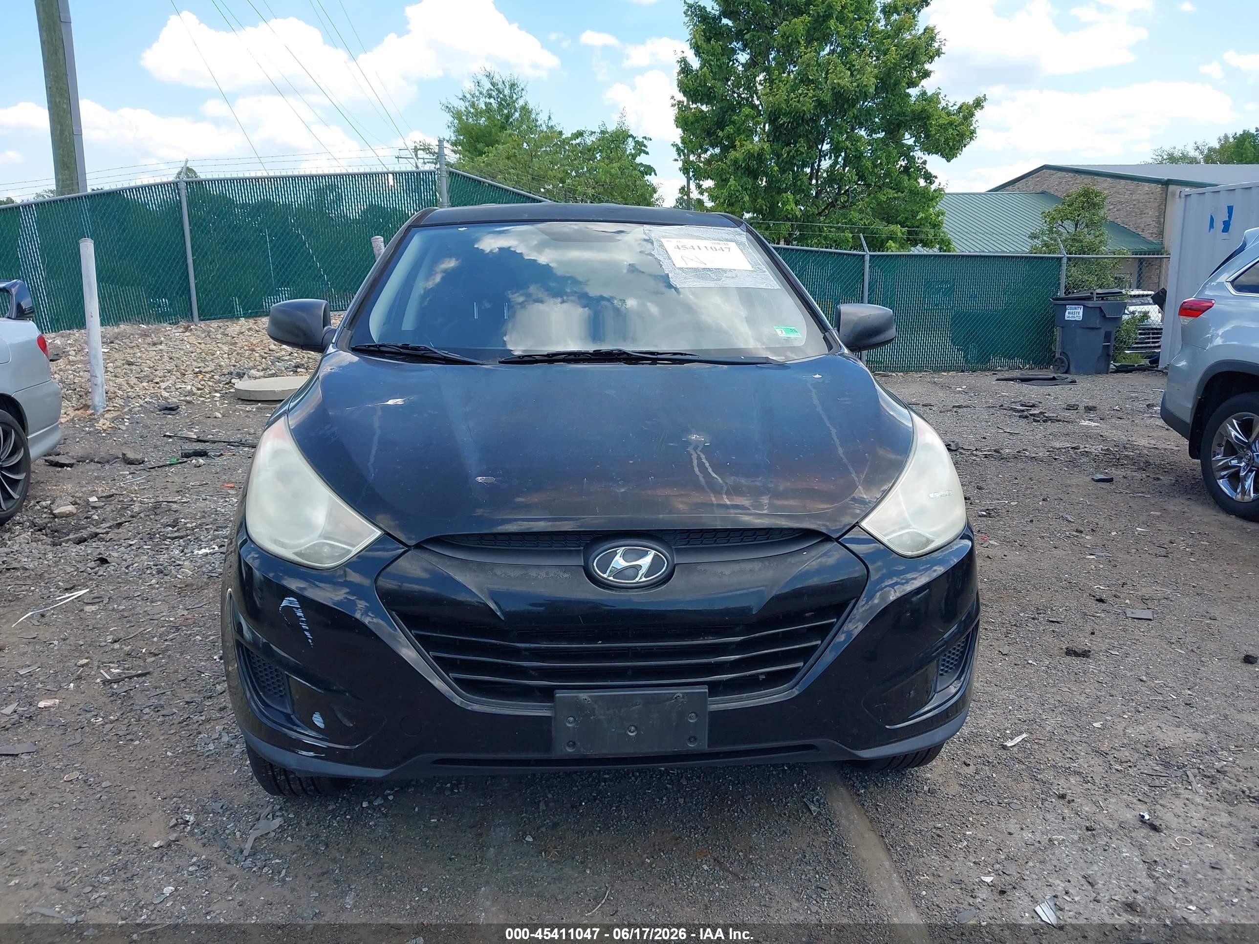 2010 Hyundai Tucson Gls Black vin: KM8JT3AC5AU095957