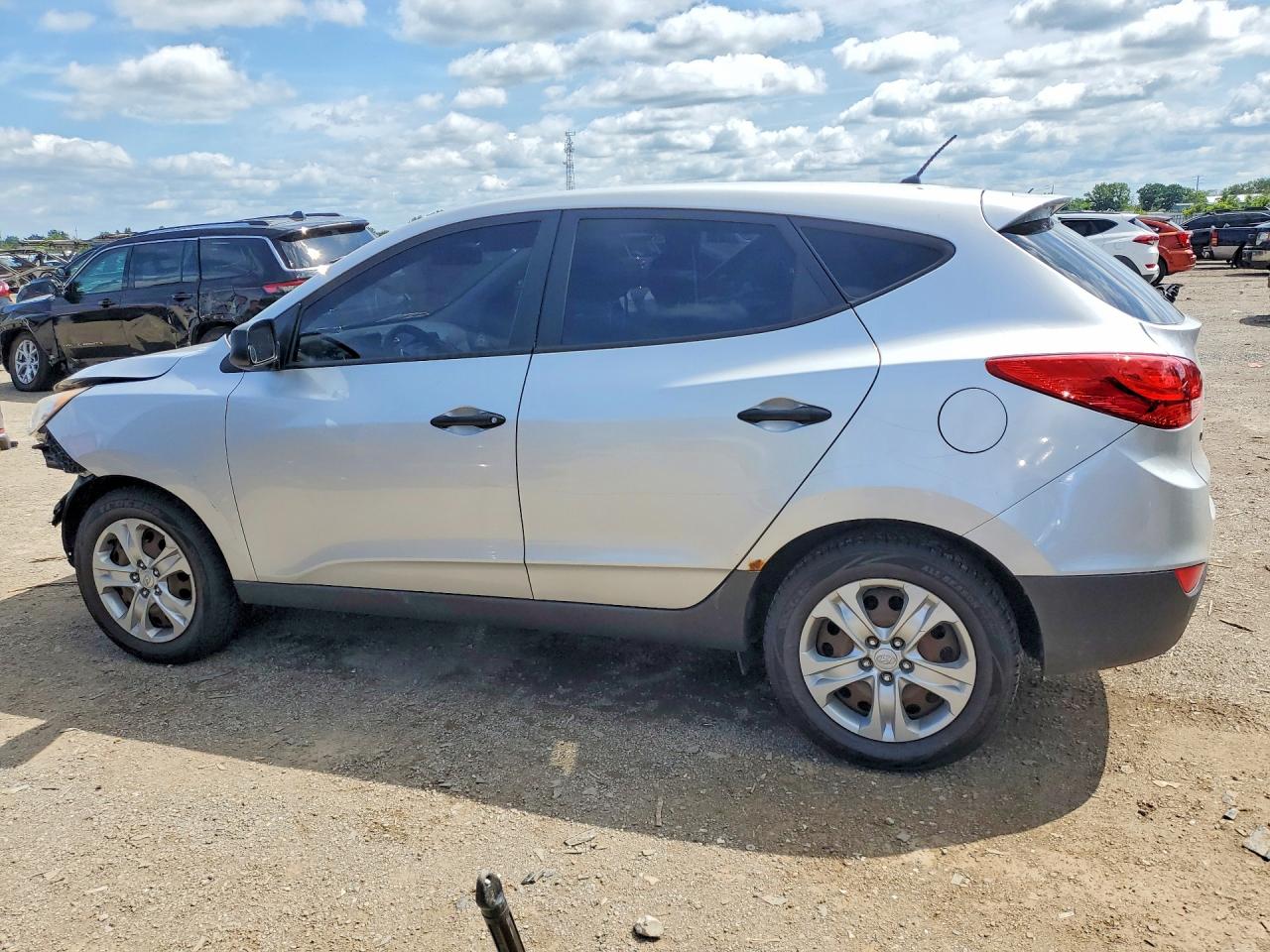 2011 Hyundai Tucson Gl Silver vin: KM8JT3AC5BU135164