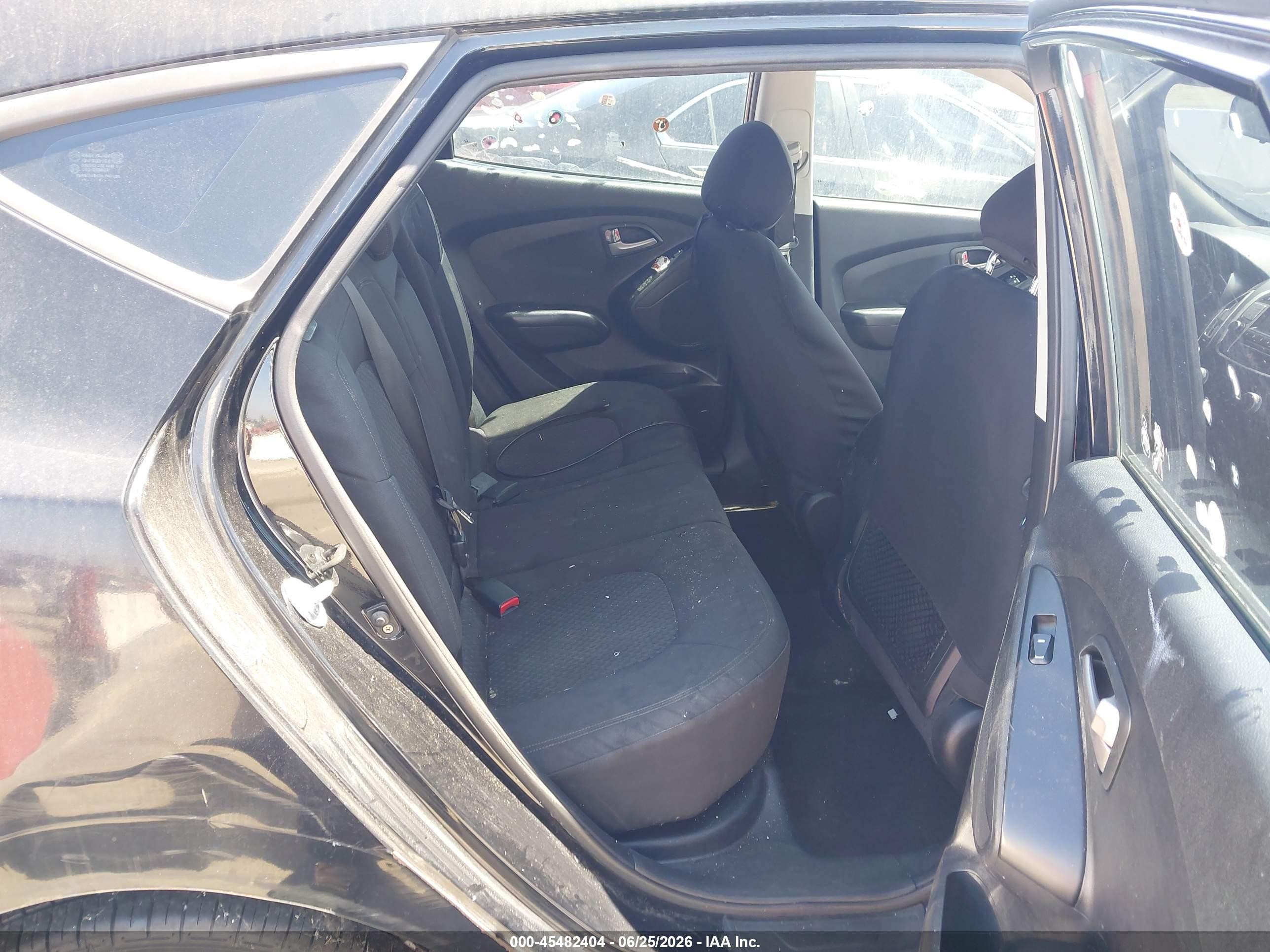 2010 Hyundai Tucson Gls Black vin: KM8JT3AC7AU099640