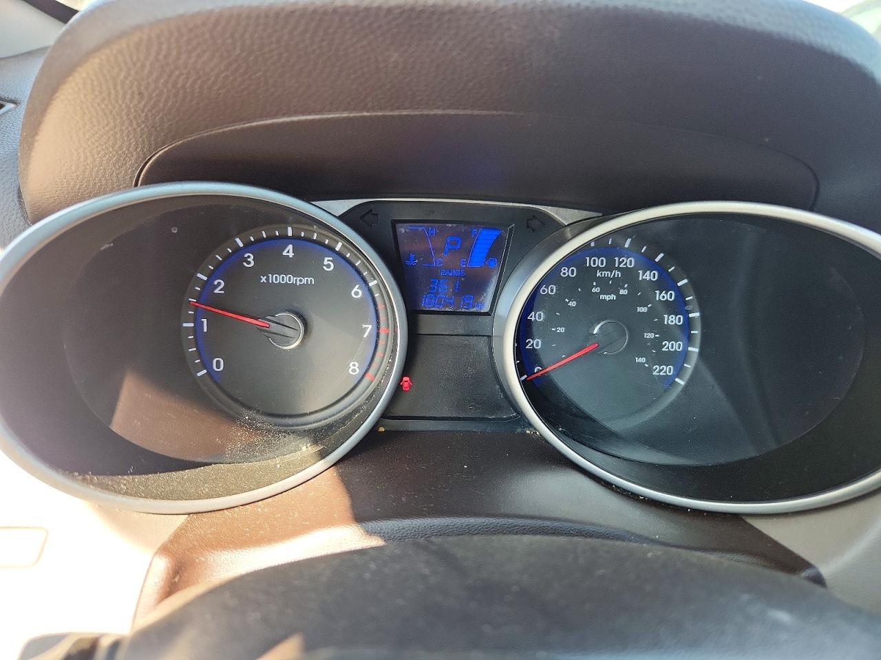 2013 Hyundai Tucson Gl Red vin: KM8JT3AC7DU550327