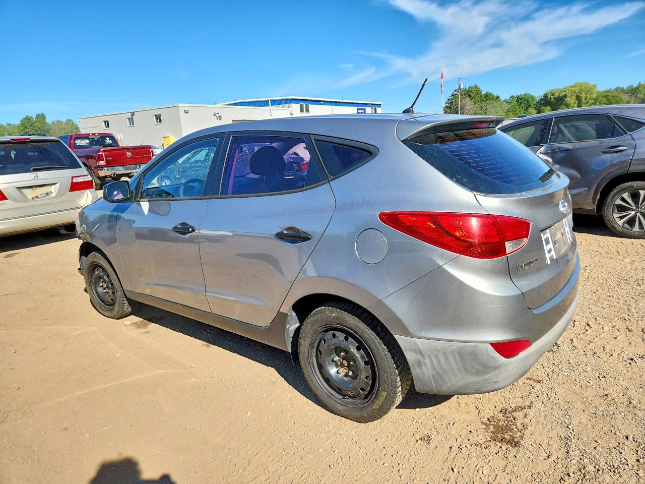 2011 Hyundai Tucson Gl Серебряный vin: KM8JTCAC2BU252006
