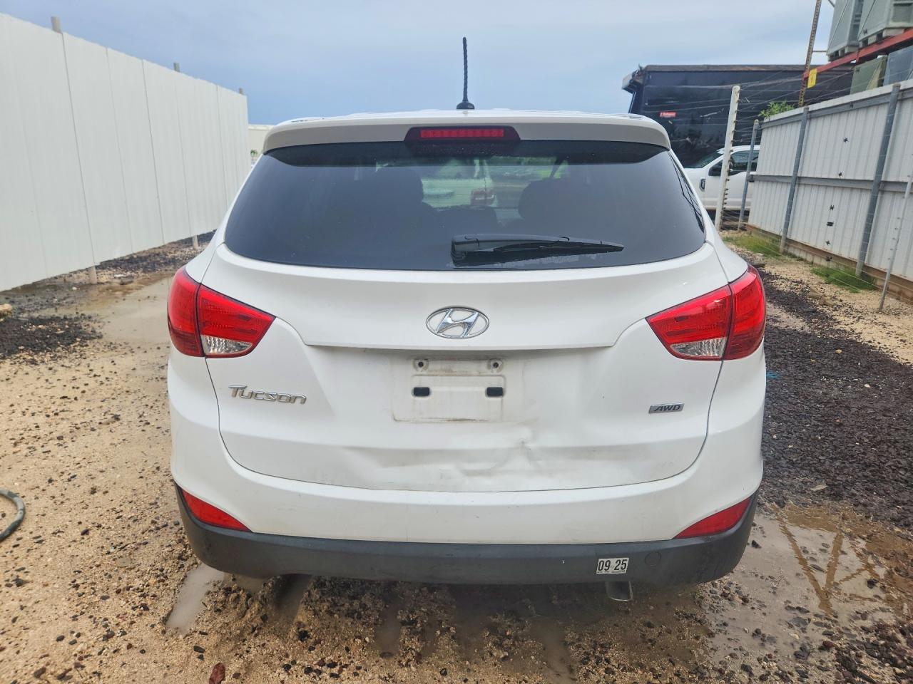2015 Hyundai Tucson Gls Белый vin: KM8JTCAF0FU075665