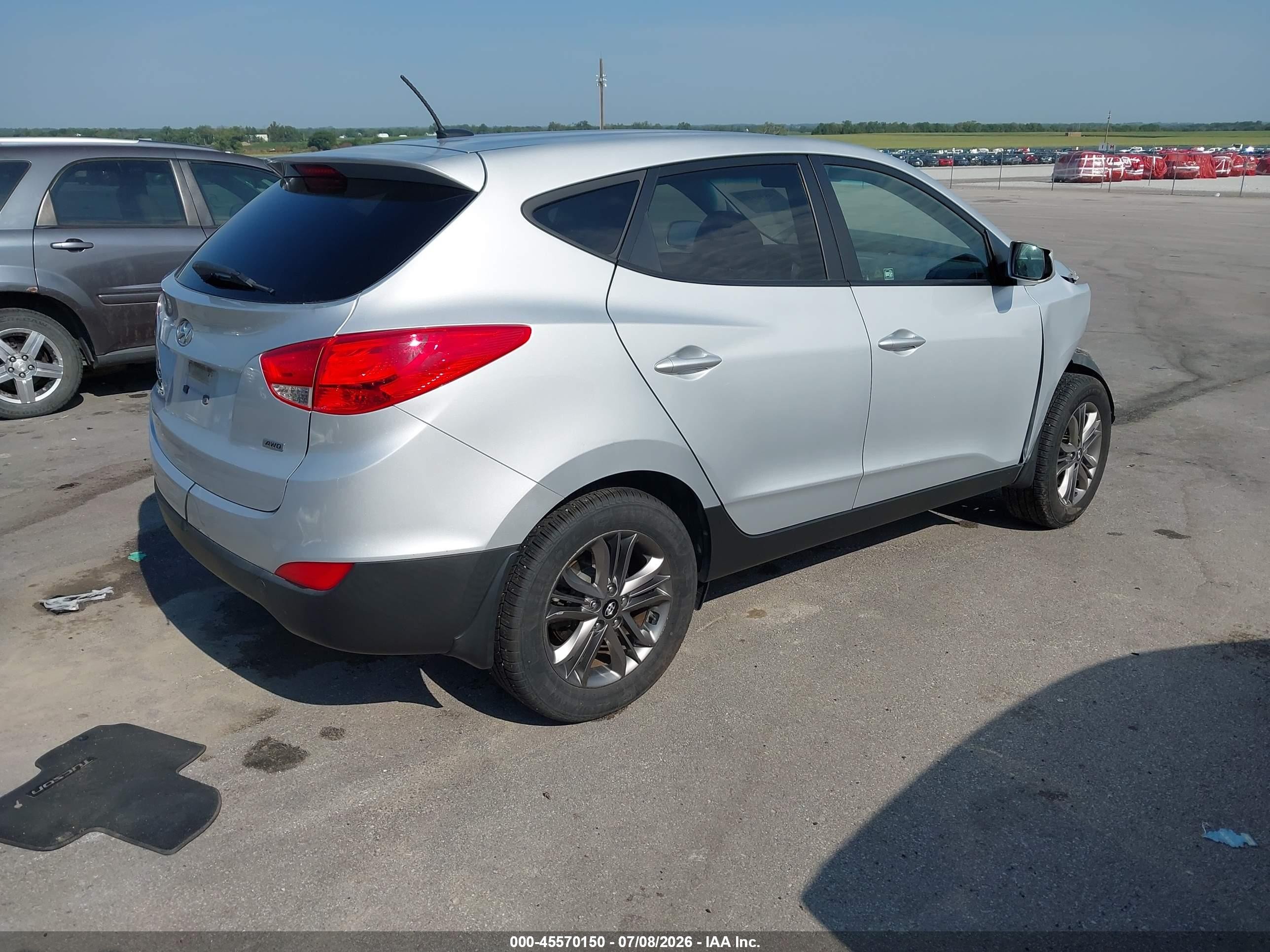 2015 Hyundai Tucson Gls Серебряный vin: KM8JTCAF3FU036620
