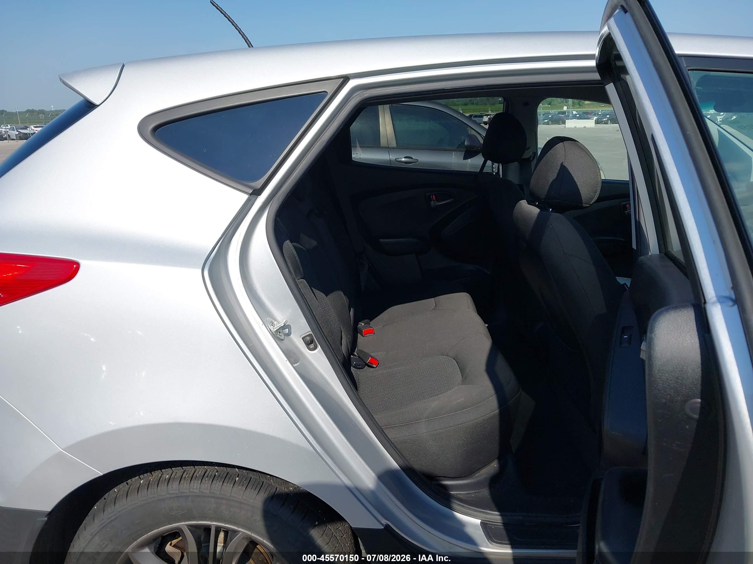 2015 Hyundai Tucson Gls Серебряный vin: KM8JTCAF3FU036620
