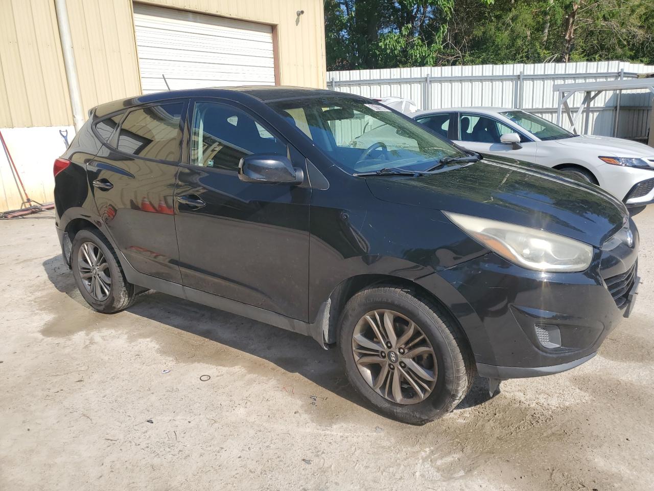 2014 Hyundai Tucson Gls Black vin: KM8JTCAF6EU855989 Damage: Right Front Fender, Dent(S) W/ Paint Dmg, 5 To 6 Inches