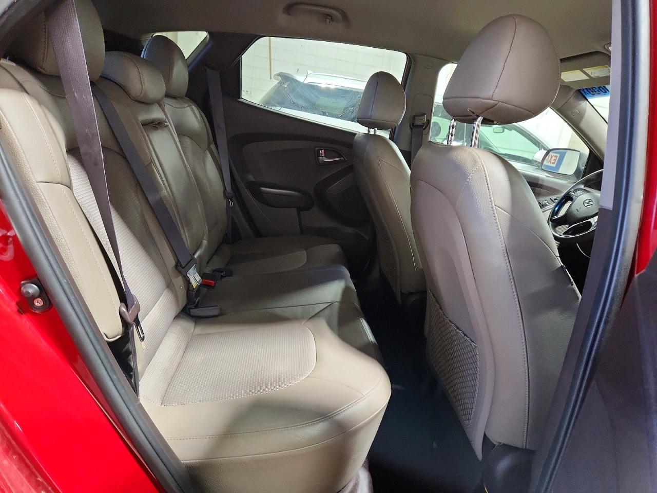2015 Hyundai Tucson 4wd Красный vin: KM8JTCAF6FU091773