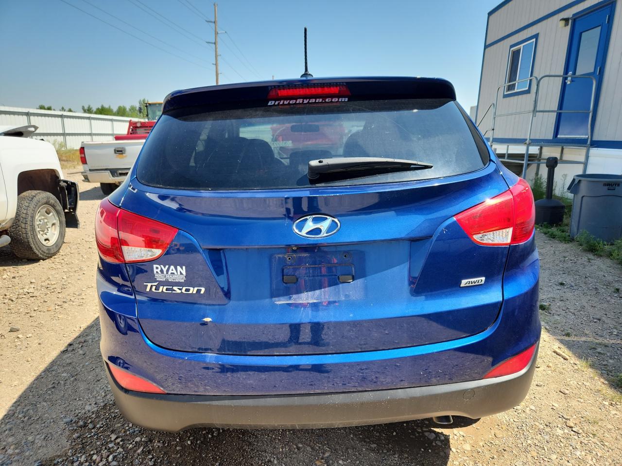 2015 Hyundai Tucson Gls Blue vin: KM8JTCAF7FU976869 Damage: Lift Gate, Dent(S) W/ Paint Dmg, 5 To 6 Inches