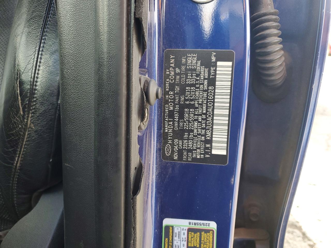 2010 Hyundai Tuson Blue vin: KM8JU3AC0AU016028