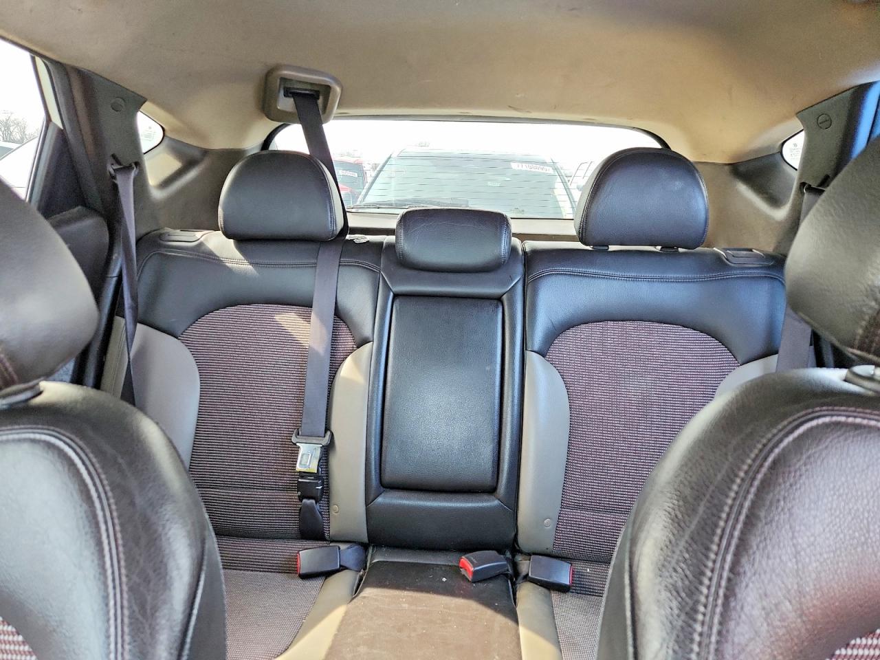 2010 Hyundai Tucson Gls White vin: KM8JU3AC0AU111978