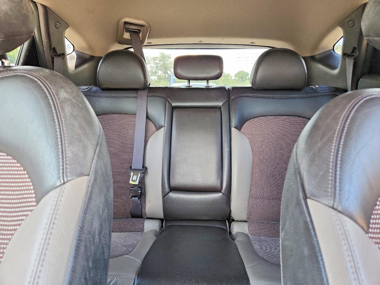 2011 Hyundai Tucson Gls Red vin: KM8JU3AC0BU128491