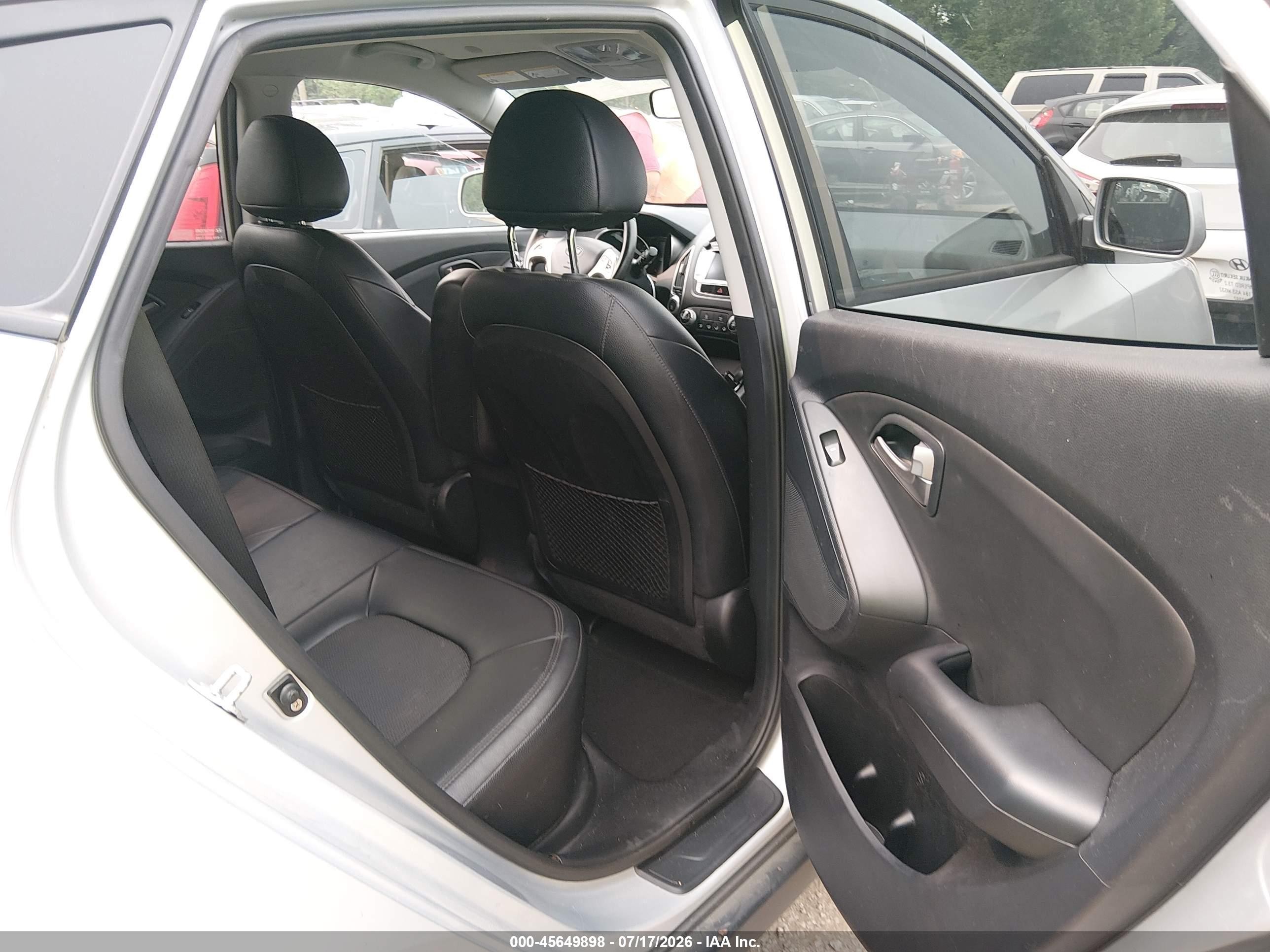 2011 Hyundai Tucson Gls Silver vin: KM8JU3AC0BU226131