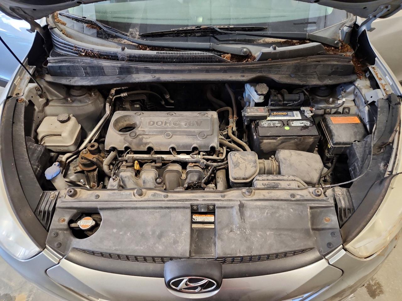2011 Hyundai Tucson Gls Silver vin: KM8JU3AC0BU293022