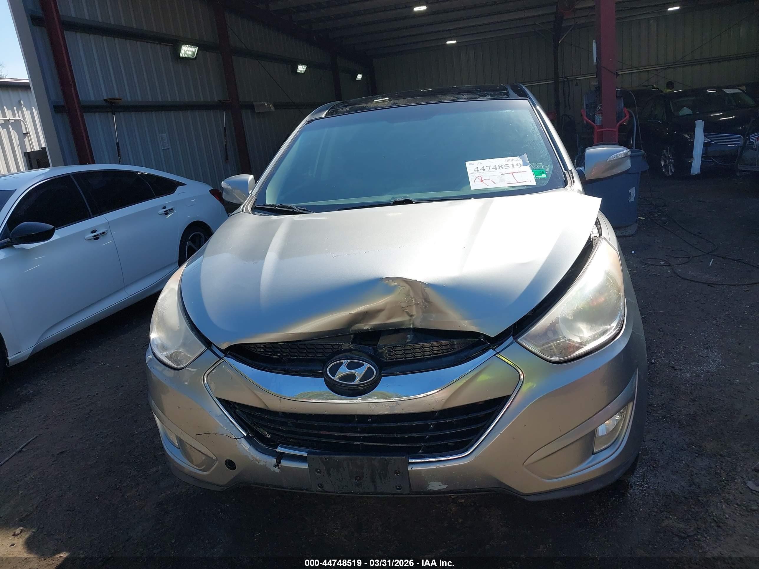 2012 Hyundai Tucson Limited Gray vin: KM8JU3AC0CU343273