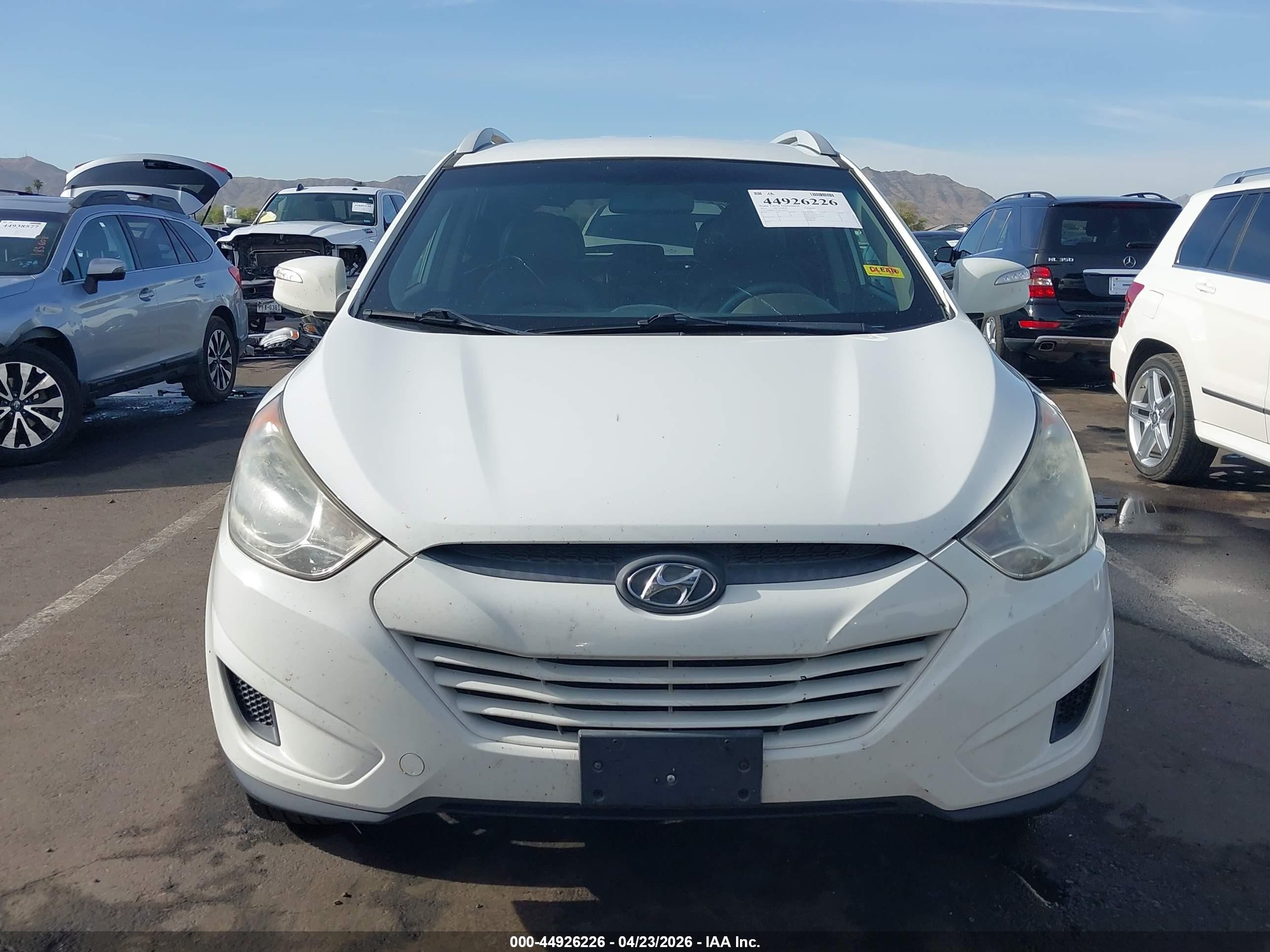 2012 Hyundai Tucson Gls White vin: KM8JU3AC0CU484621