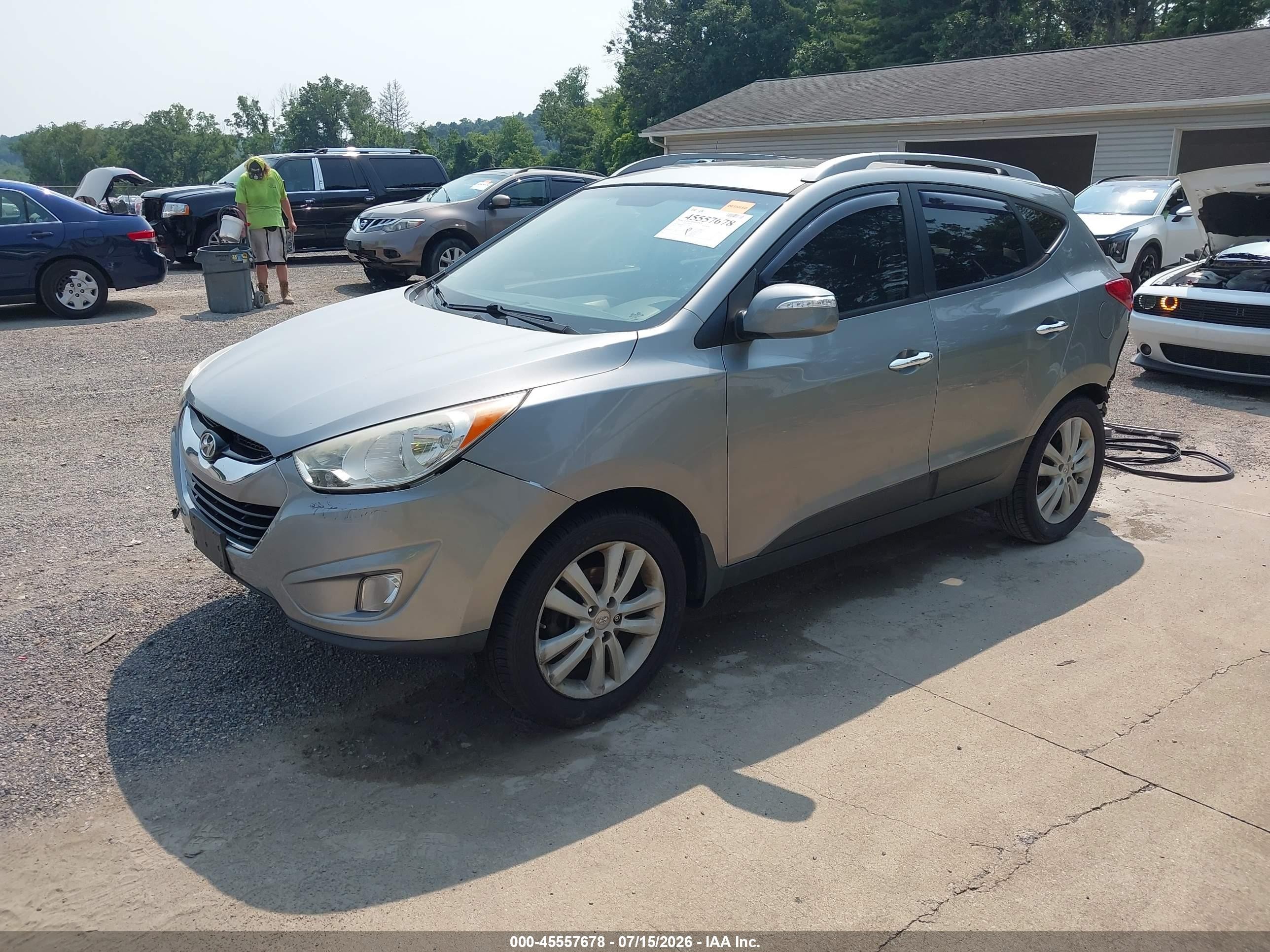 2013 Hyundai Tucson Limited Silver vin: KM8JU3AC0DU737289