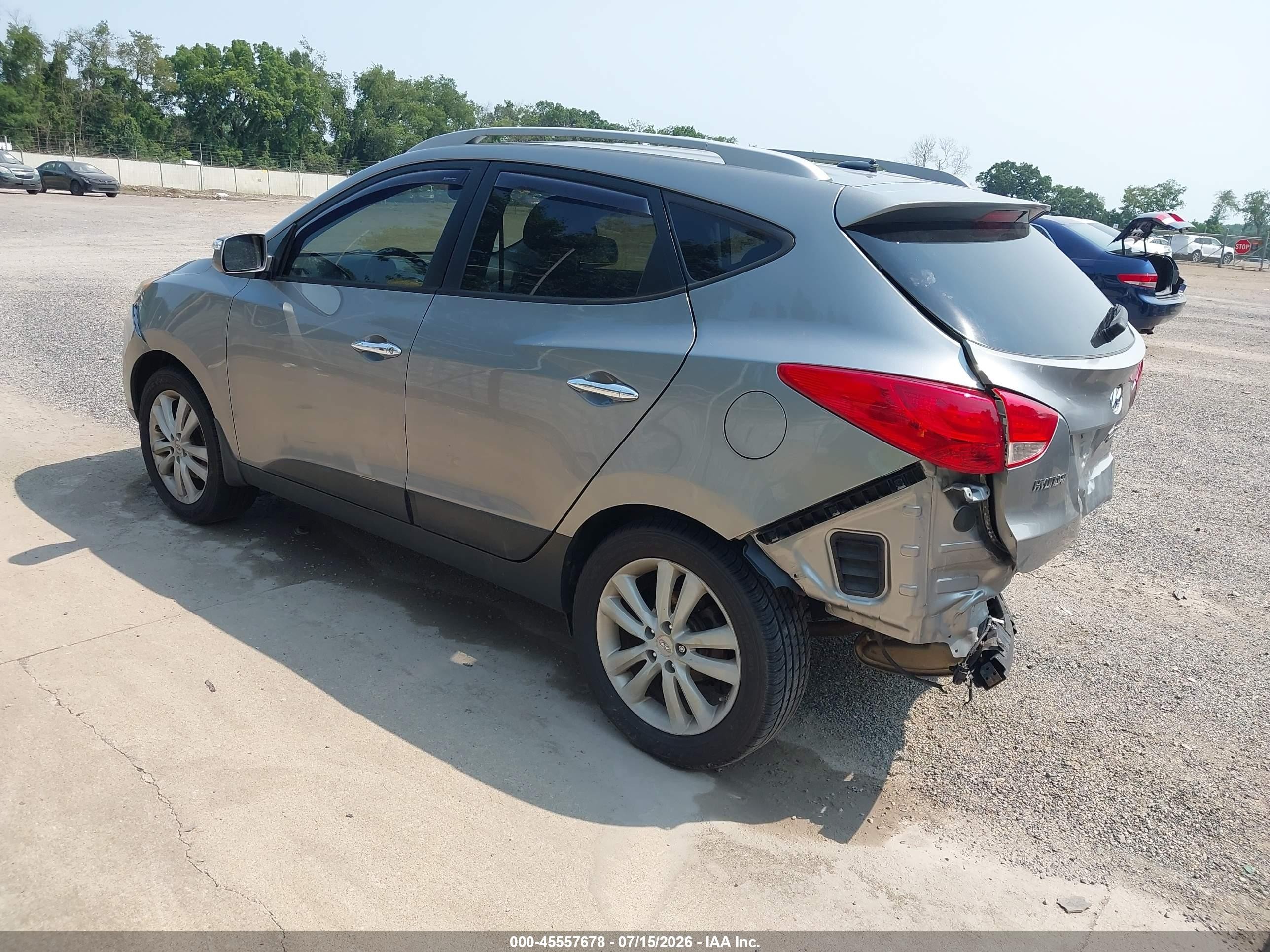 2013 Hyundai Tucson Limited Silver vin: KM8JU3AC0DU737289
