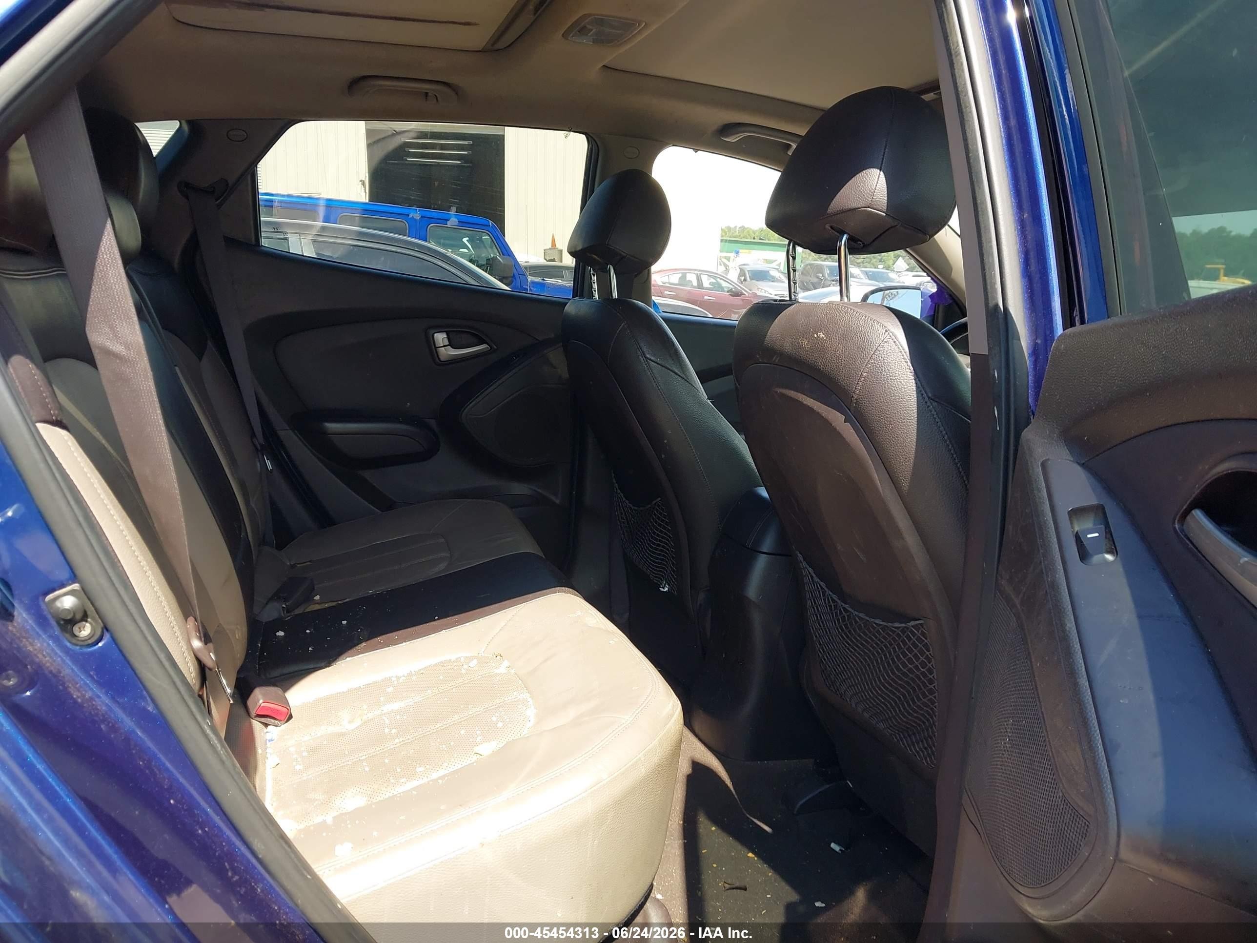 2010 Hyundai Tucson Limited Dark Blue vin: KM8JU3AC1AU036417