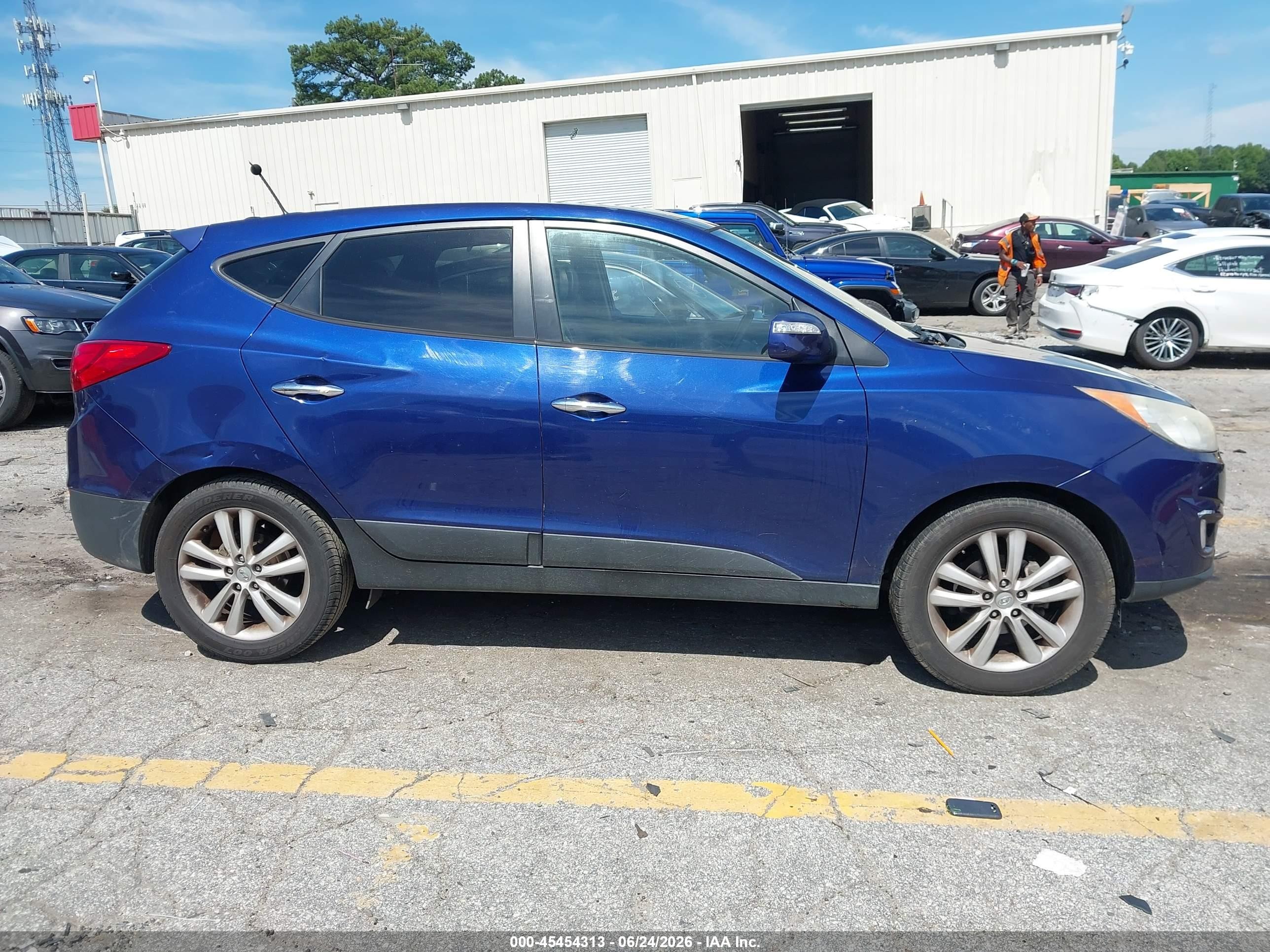 2010 Hyundai Tucson Limited Dark Blue vin: KM8JU3AC1AU036417
