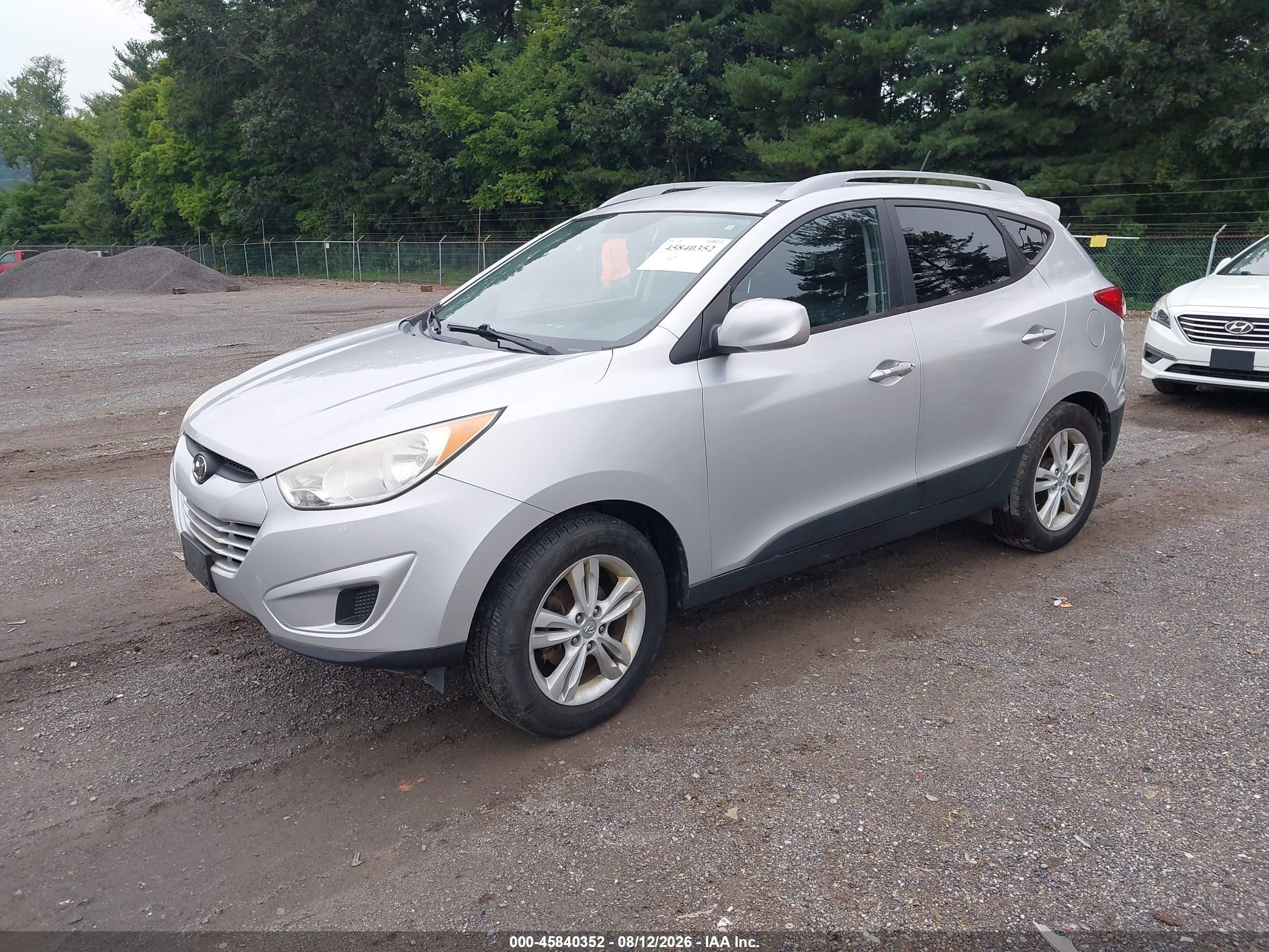 2010 Hyundai Tucson Gls Серебряный vin: KM8JU3AC1AU056862